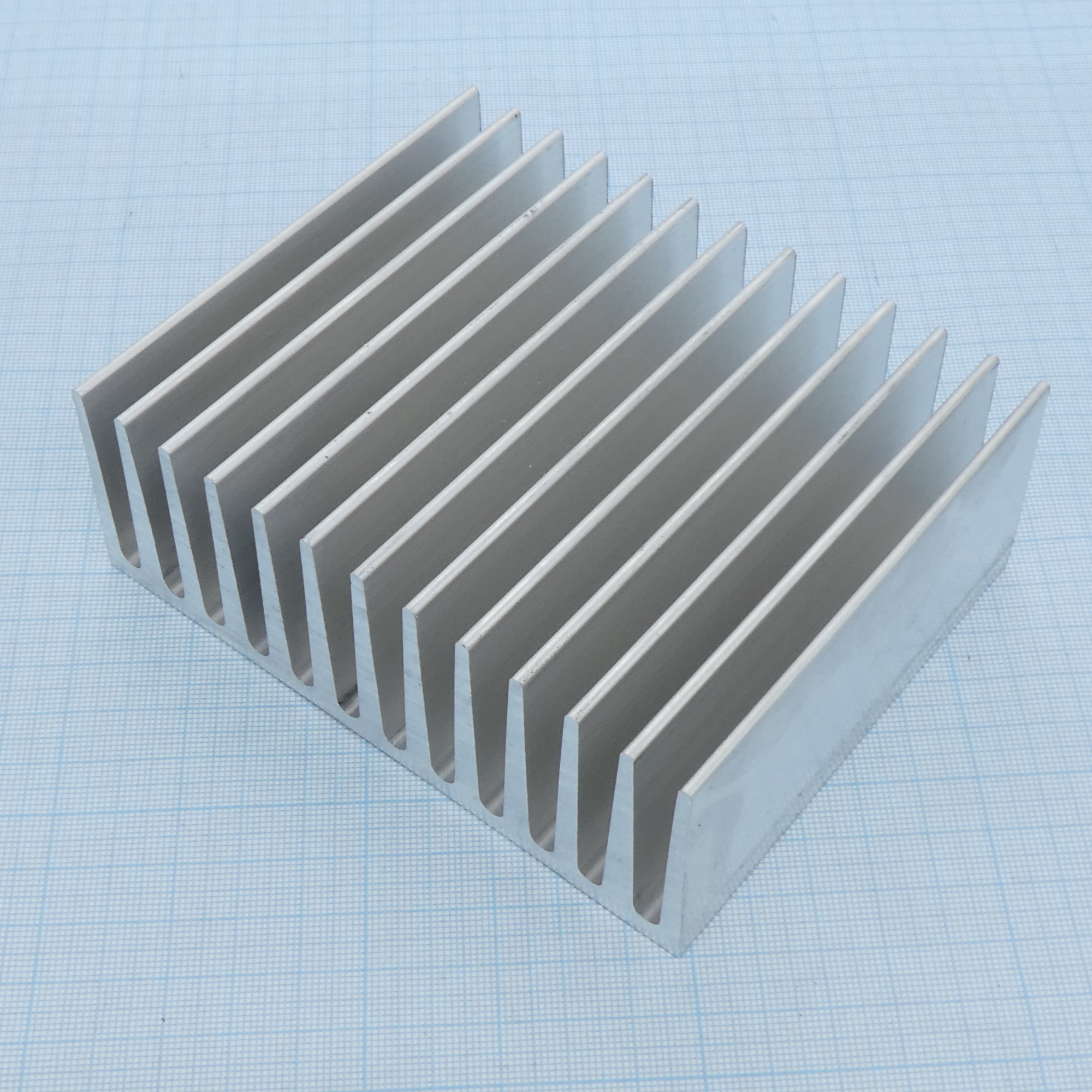 Профиль АВ0095-125*46 (100мм) - Профиль радиаторный прессованный нормальной точности