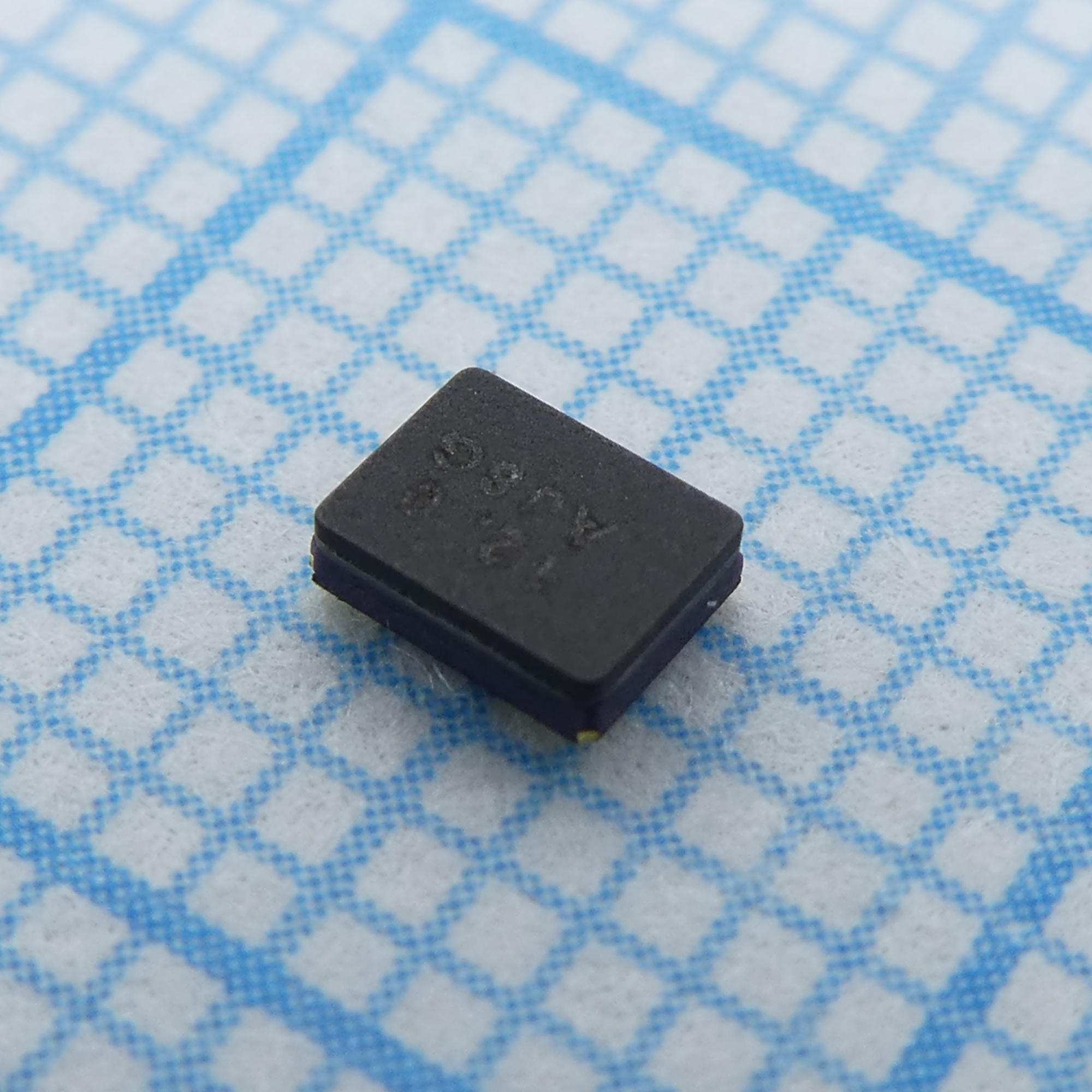 ABM8G-12.000MHZ-18-D2Y-T - Резонатор кварцевый 12000кГц 20ppm 18 пФ