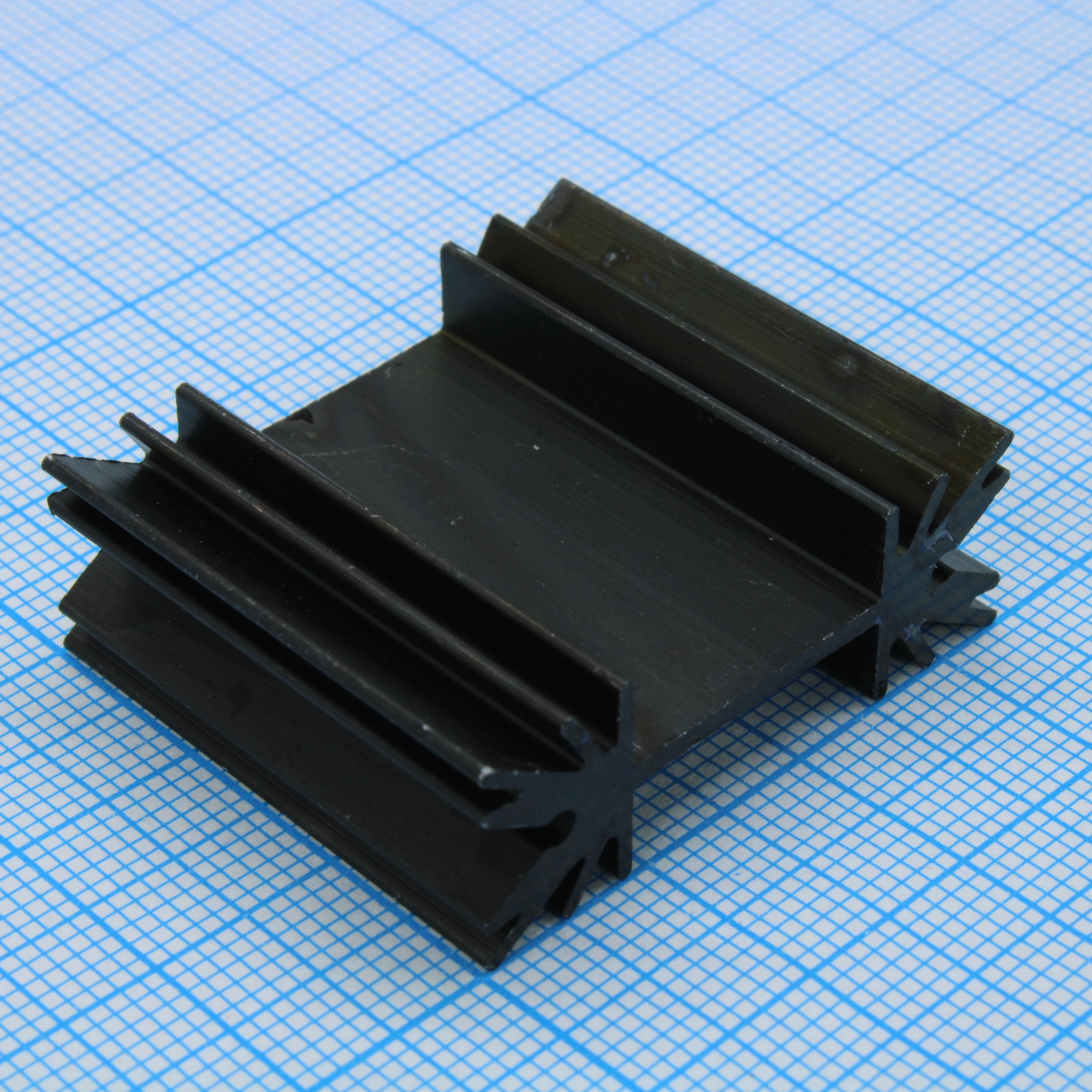 HS 205-30 - Радиатор алюминиевый  30x33.5x12.5