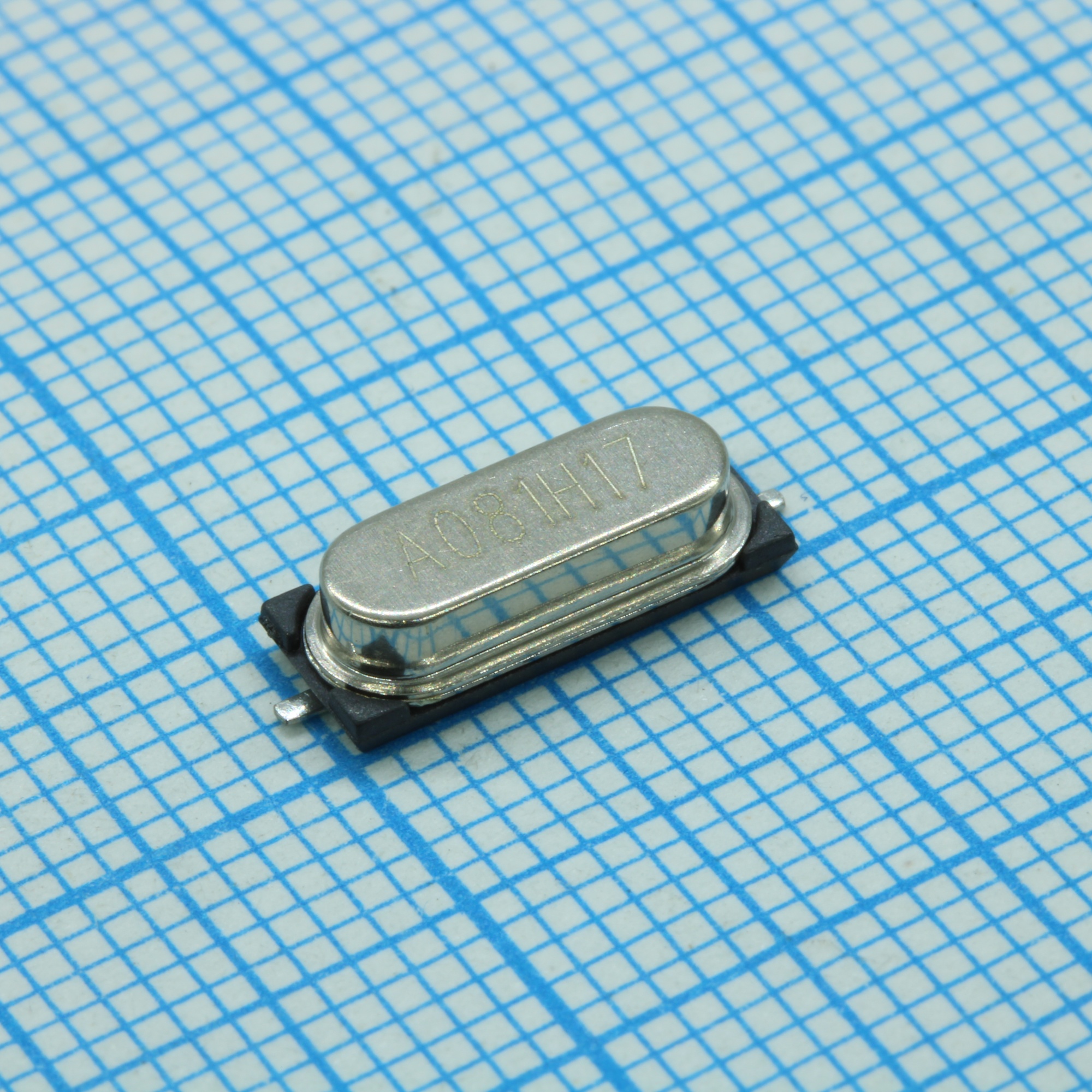 ABLS2-8.192MHZ-D4Y-T - Резонатор кварцевый 8.192МГц ±30 ppm 18 пФ -40....+85 °С SMT