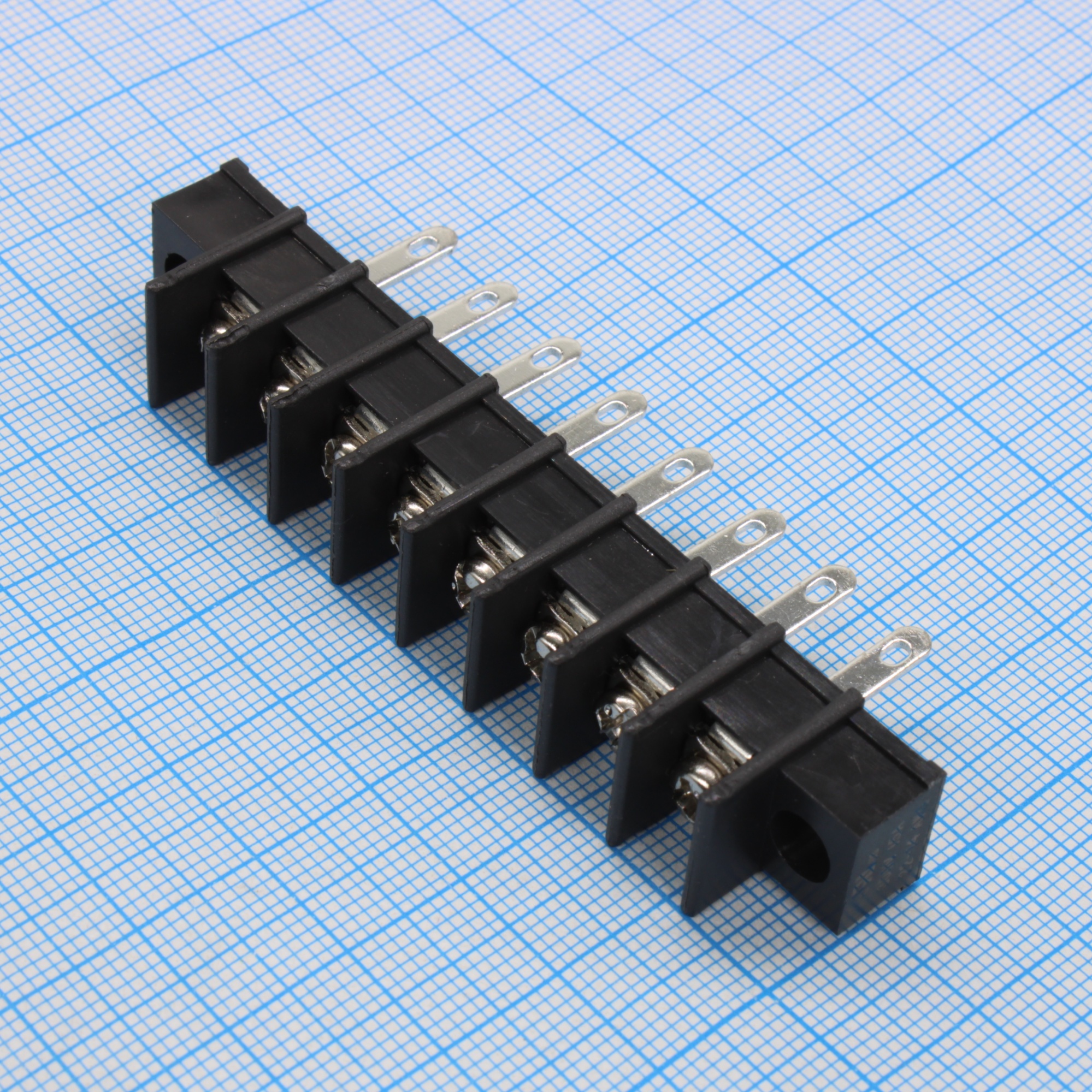 GT25H-A-08P-13-00 - Барьерный клеммный блок 8 контактов. Серия GT25H-A