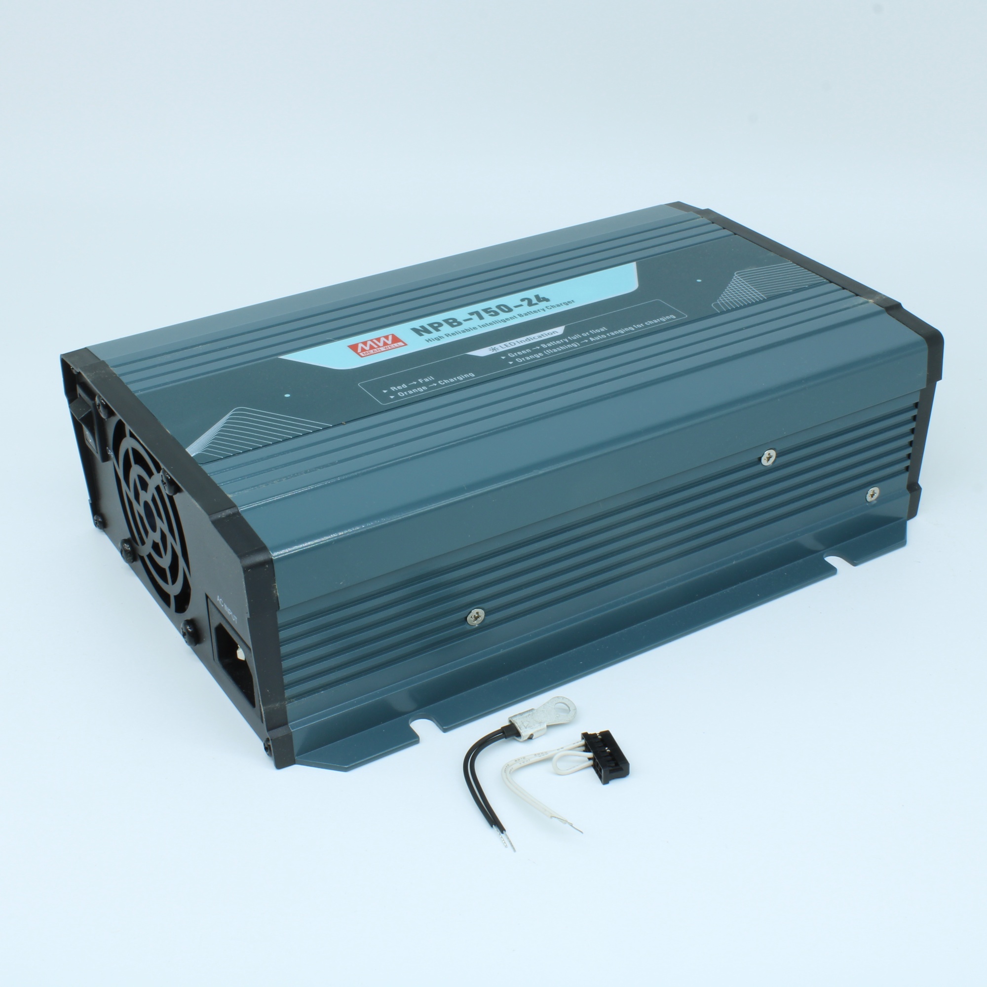 NPB-750-24 - AC/DC зарядное устройство, 28.8V/22.5A, вход 90…264VA C, 47…63Гц /127…370В DC, изоляция 3000В AC, PFC, CAN, программируемый, для свинцовых (обслуживаемых, гелевых, AGM) и Li-ion (Fe, Mn), 4 стадии заряда, 230*158*67мм, -30…+70°С