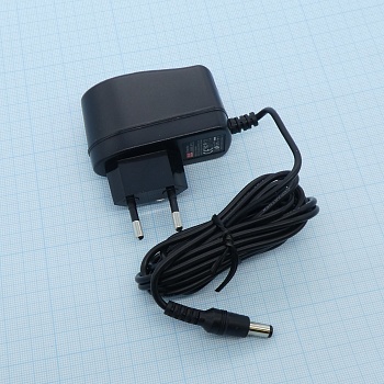 GS06E-4P1J - AC-DC,  6Вт, сетевой адаптер, выход 15В/0.4А, вход 90...264В AC, 47...63 Гц, 135...370B DC, изоляция 3000B AC, 32x66x42.5мм, 0...+50°С, евровилка