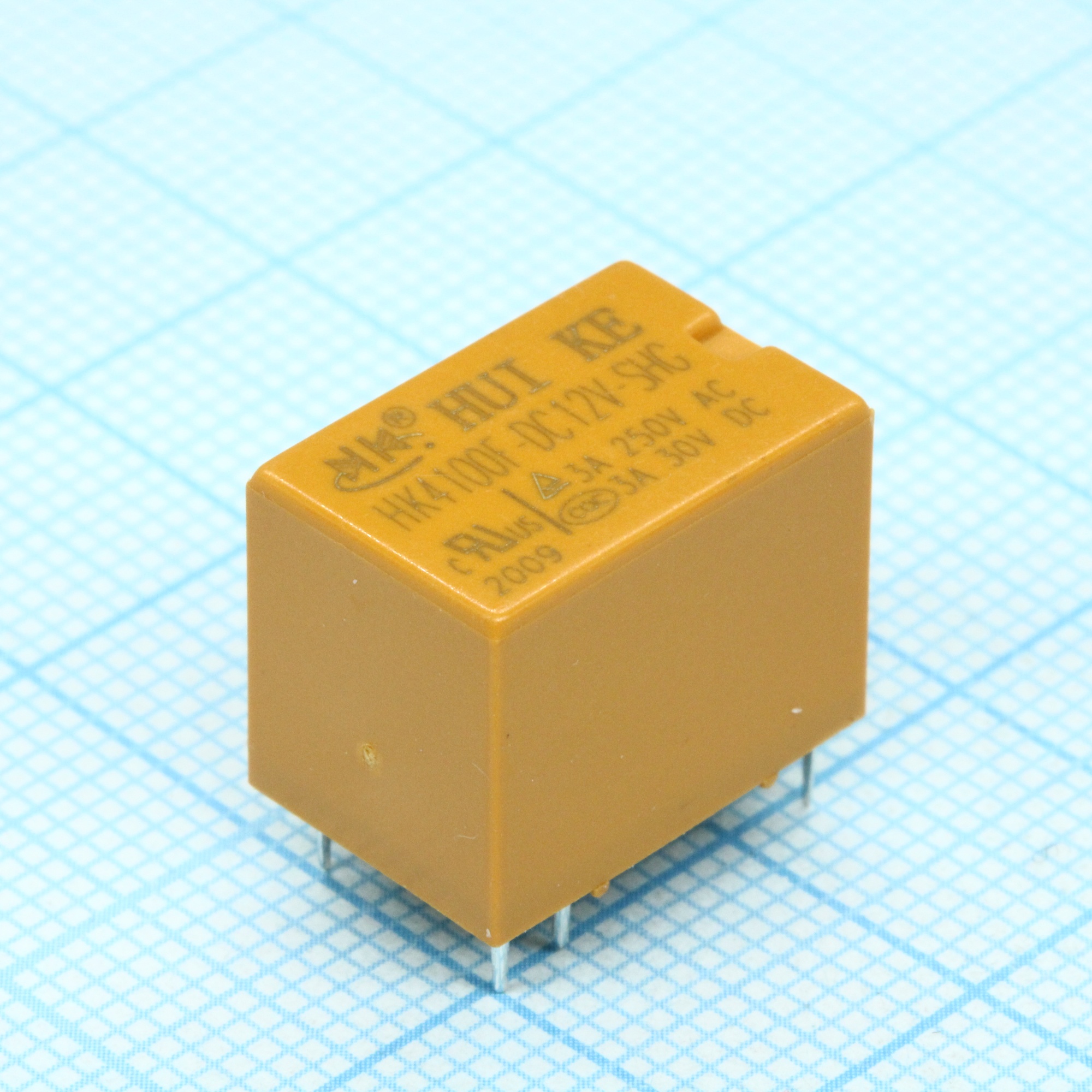 HK4100F-DC12V-SHG - Сигнальное реле 3А одна контактная группа-два направления катушка 12В 0.2Вт
