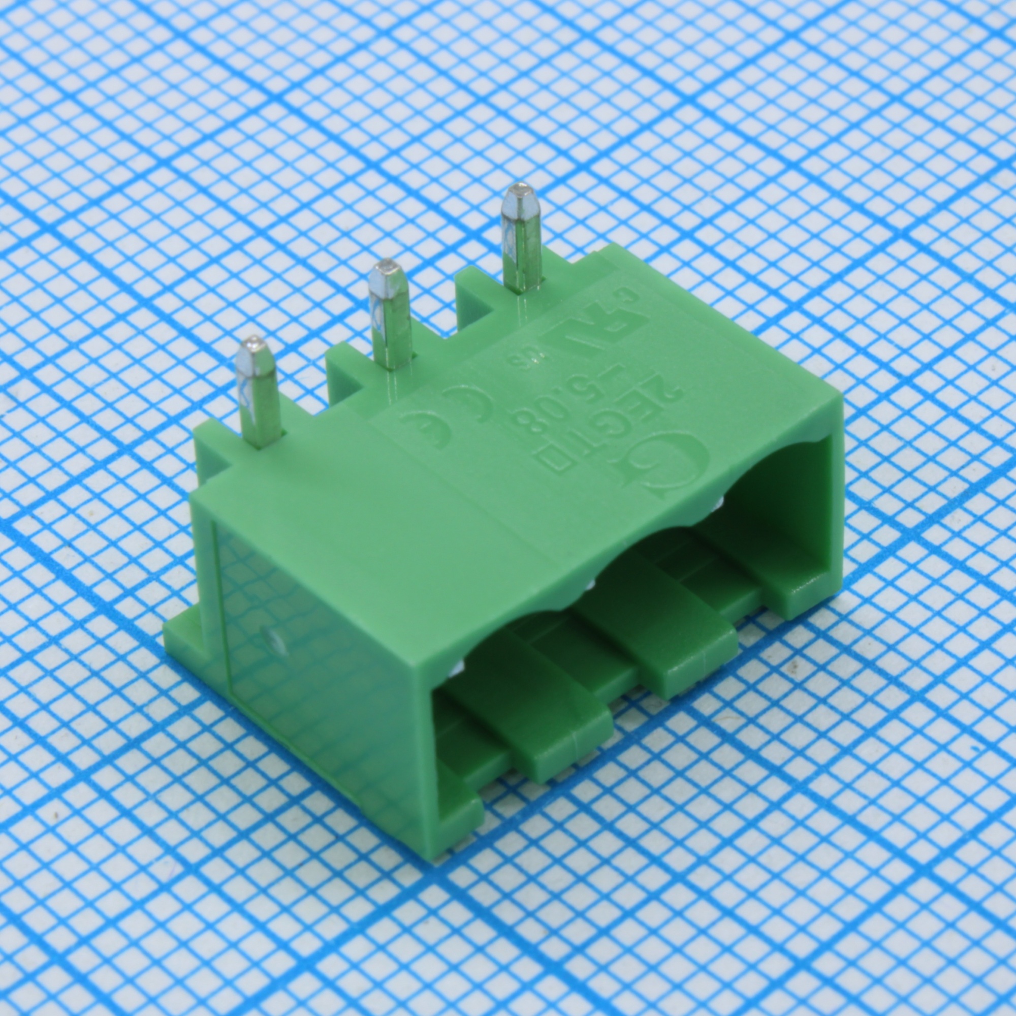 2EGTRC-5.08-03P-14-00 - Разъемный клеммный блок на плату, 3 контакта. Серия 2EGTRC-5.08