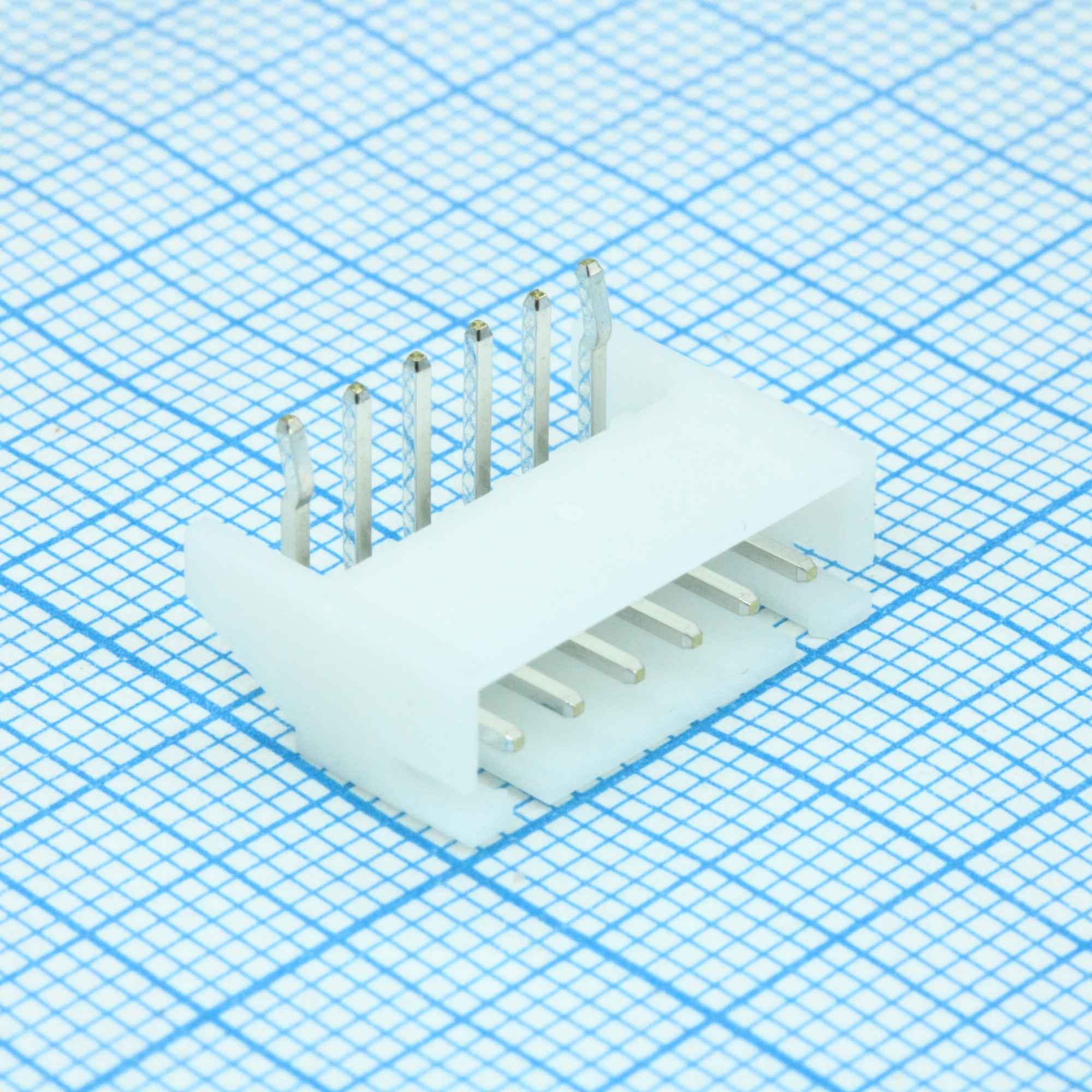 S6B-XH-A (LF)(SN) - Серия XH. Корпус разъема - вилка угловая на плату 6 контактов, шаг 2.5мм