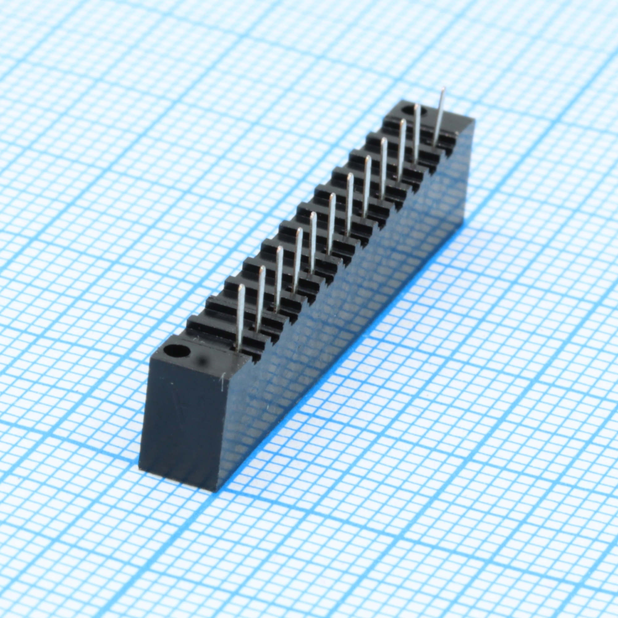 DS1020-12ST1D - FPC разъем для шлейфа на плату прямой 12pin, шаг 2.54мм