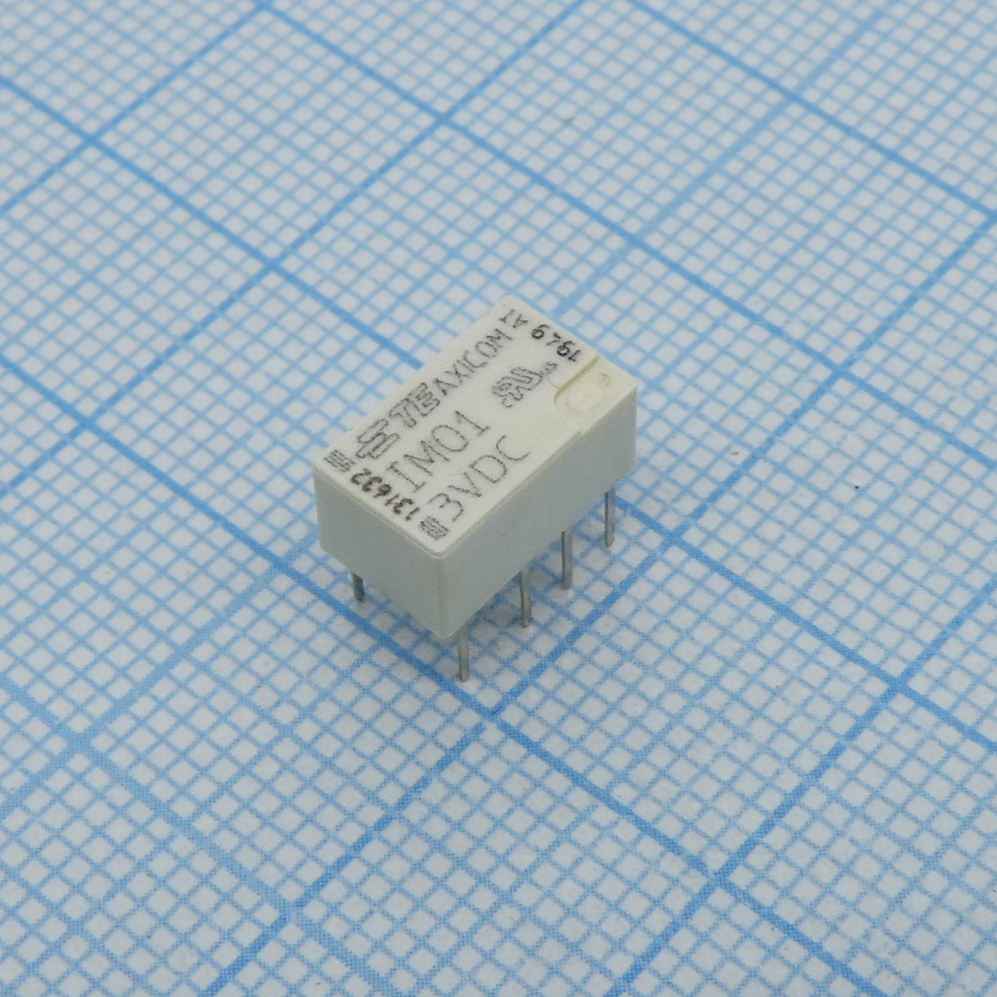 1462037-4 - Сигнальное реле 3В 2А; Конфиг: 2C