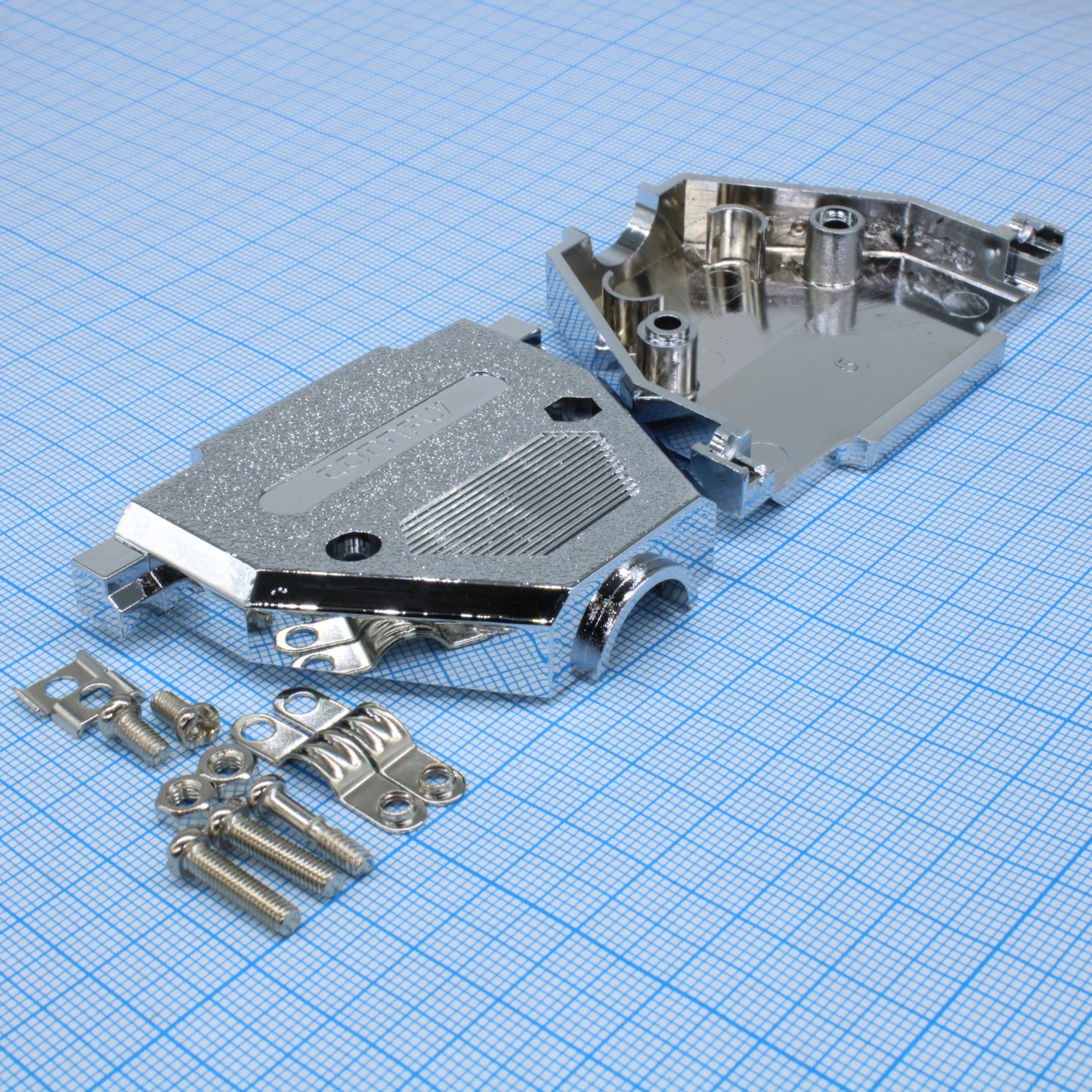 DS1046-37C1S1 - Корпус разъема металлизированный