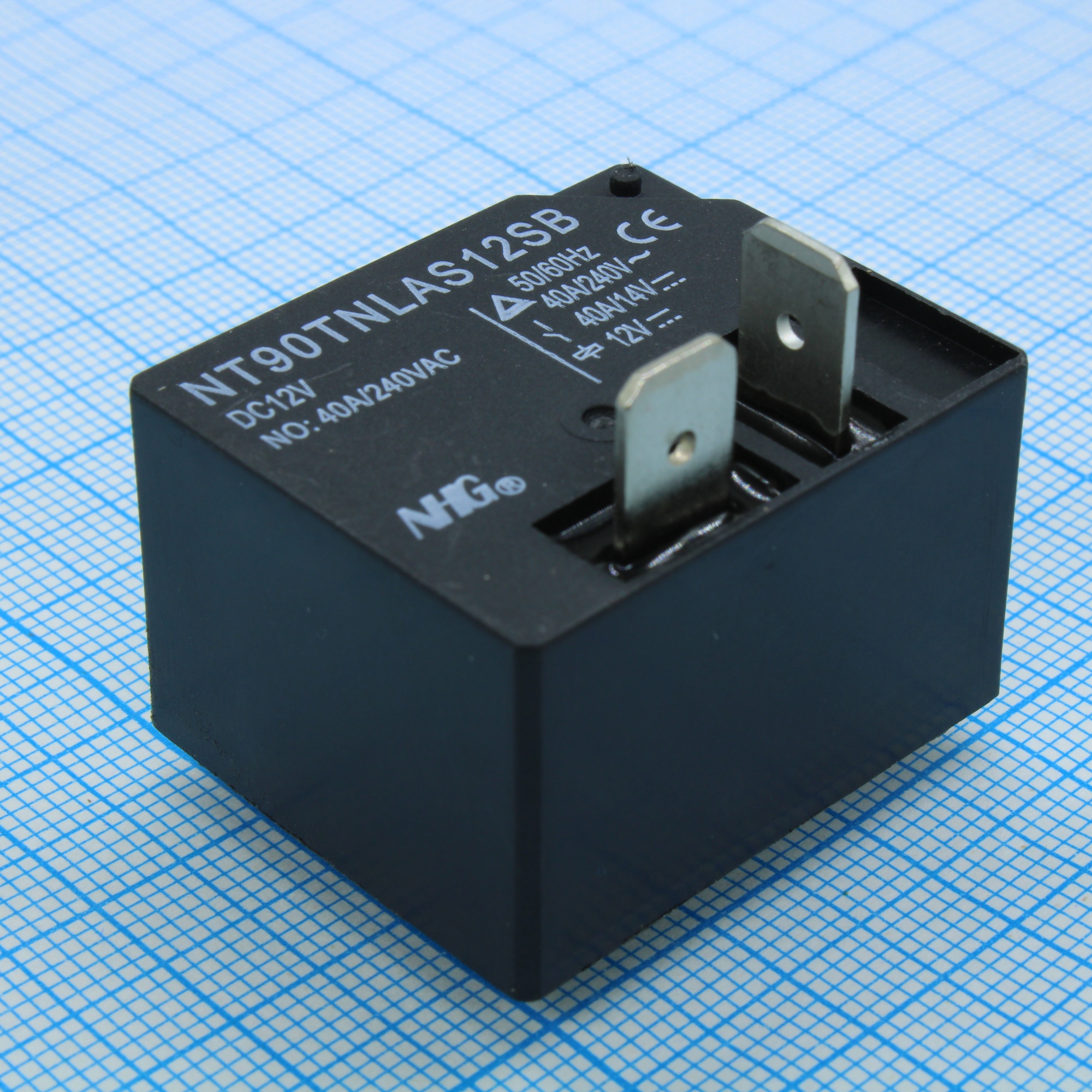 NT90T-N-L-A-S-DC12V-S-B - Реле силовое 40А один контакт на ызамыкание катушка 12В 2Вт