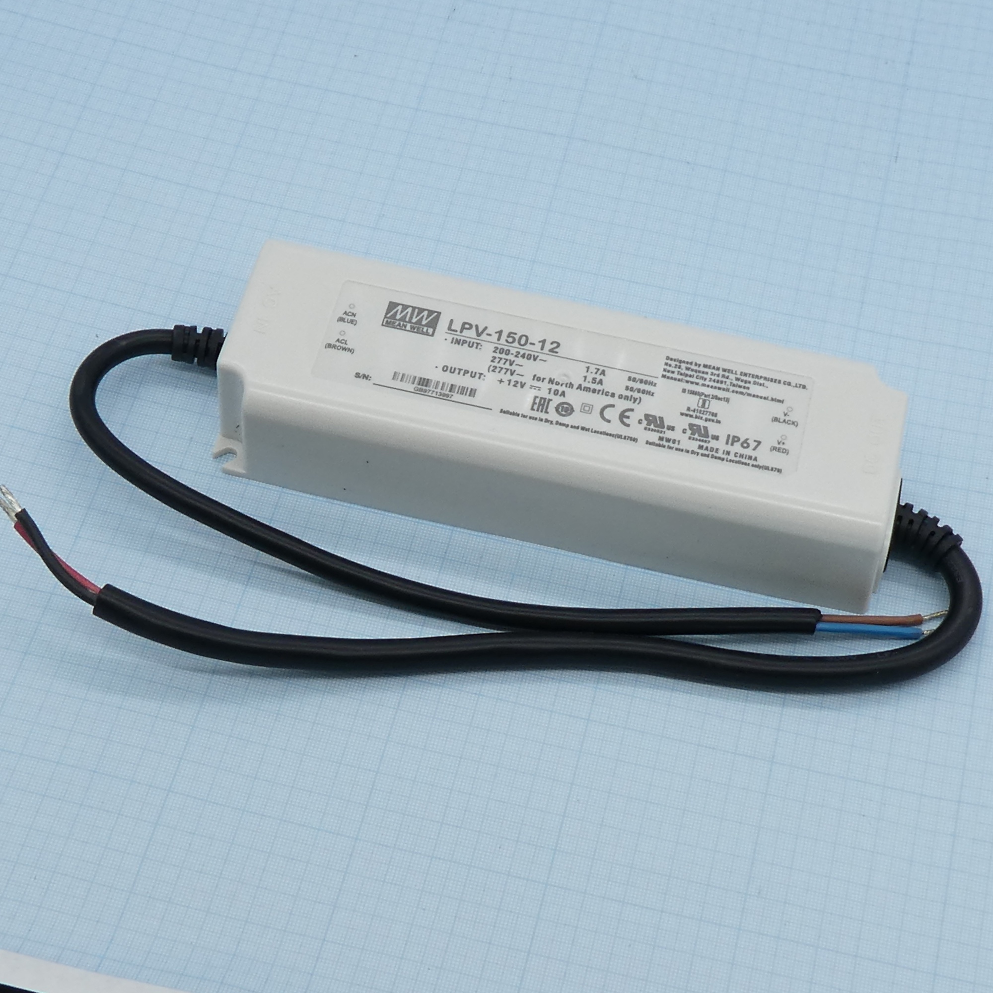 LPV-150-12 - AC-DC, 120Вт, IP67, вход 180…305В AC, 47…63Гц /254…431В DC выход 12В/10A, изоляция 3000В AC, в кожухе 191х63х37.5мм, -25…+70°С