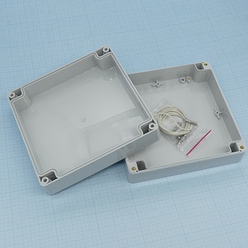 G287 - Герметичный корпус из поликарбоната, IP65, светло-серый