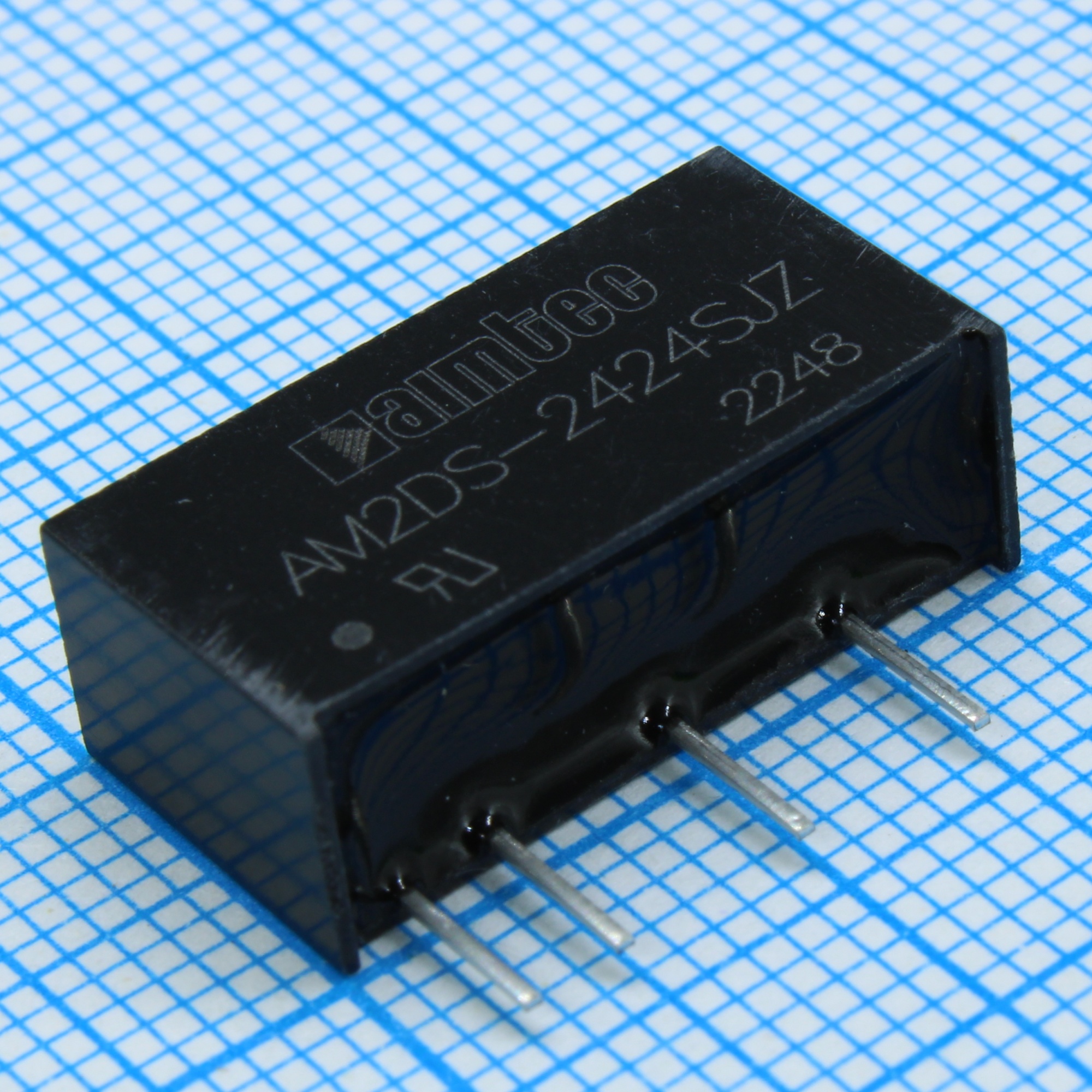 AM2DS-2424SJZ - DC/DC, 2Вт, вход 21.6…26.4В, выход 24В/0.008…0.083А, изоляция 1500В DC, КПД 86%, максимальная емкостная нагрузка не более 220мкФ, SIP7, 19.65x7.05x10.16мм, -40…105°C, пластик