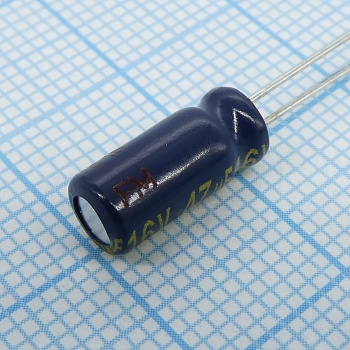 EEUFC1C470 - Конденсатор радиальный миниатюрный 47мкФ 16В ±20% 5*11 105°