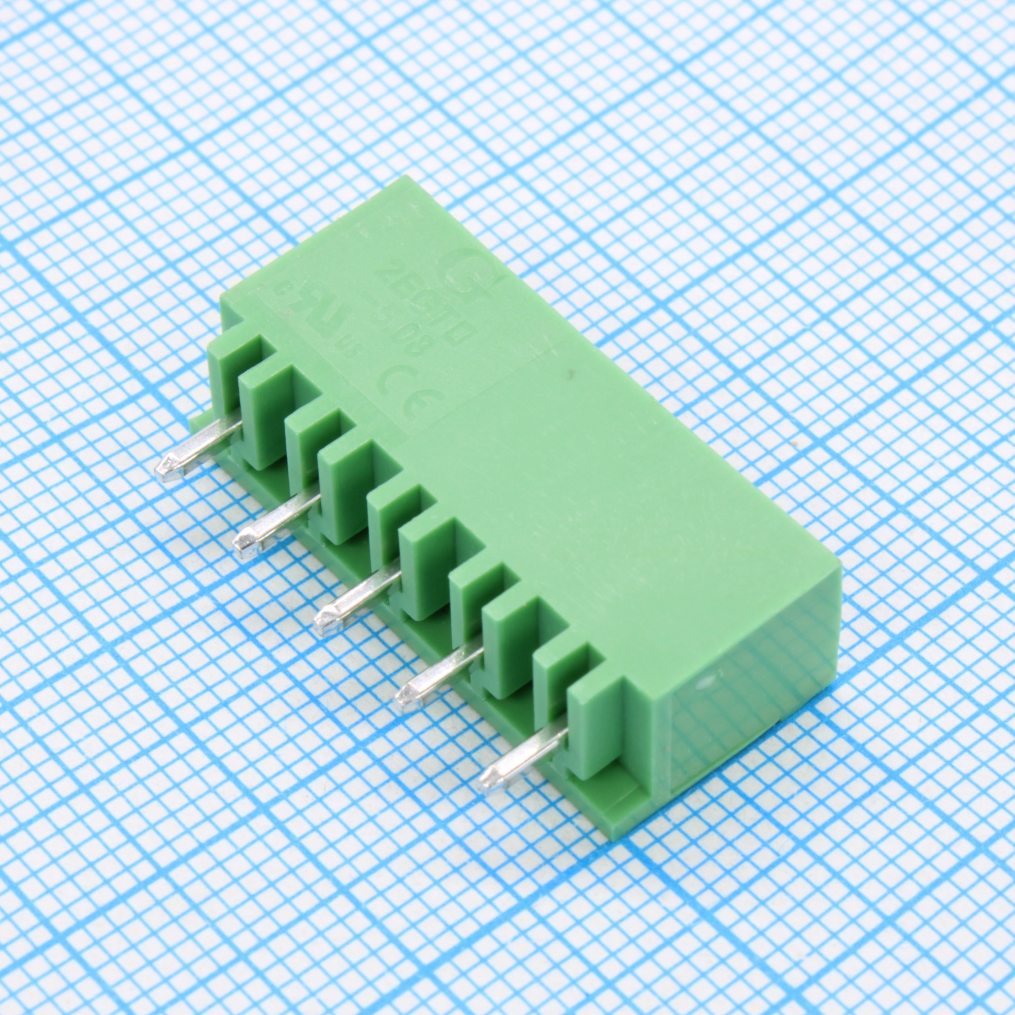 2EGTVC-5.08-05P-14-00 - Разъемный клеммный блок на плату, 5 контакта. Серия 2EGTVC-5.08