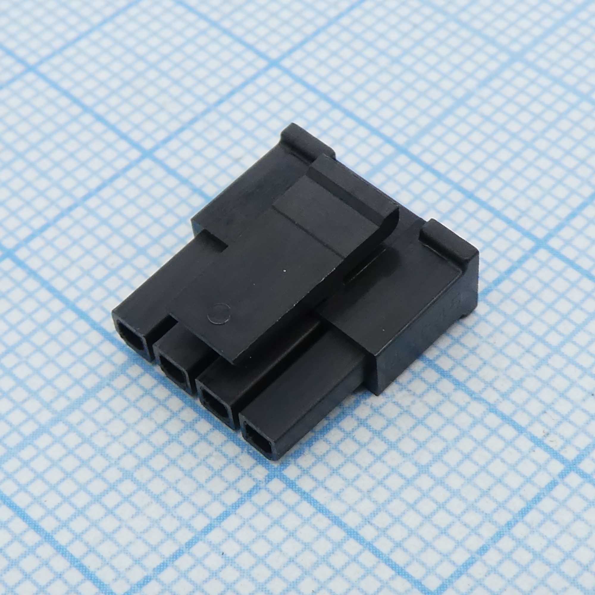 436450400 - Корпус разъема, однорядный, Серия Micro-Fit 3.0, Гнездо, 4 вывод(-ов), 3 мм