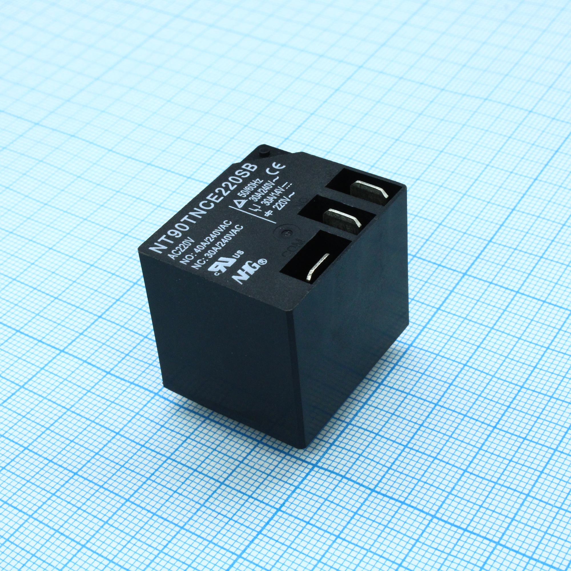 NT90T-N-C-E-AC220V-S-B - Реле силовое, 40А одна контактная группа-два направления катушка 220VAC 2Вт 130°С