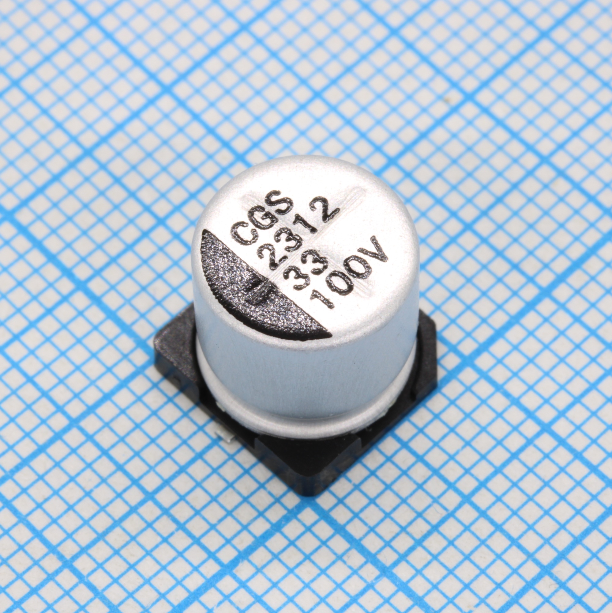 CGS100M330G10PKKKV00R - Конденсатор алюминиевый электролитический 33мкФ 100В ±20% (10х10мм) для поверхностного монтажа 0.8Ом 115мА 1500час 125°С лента на катушке