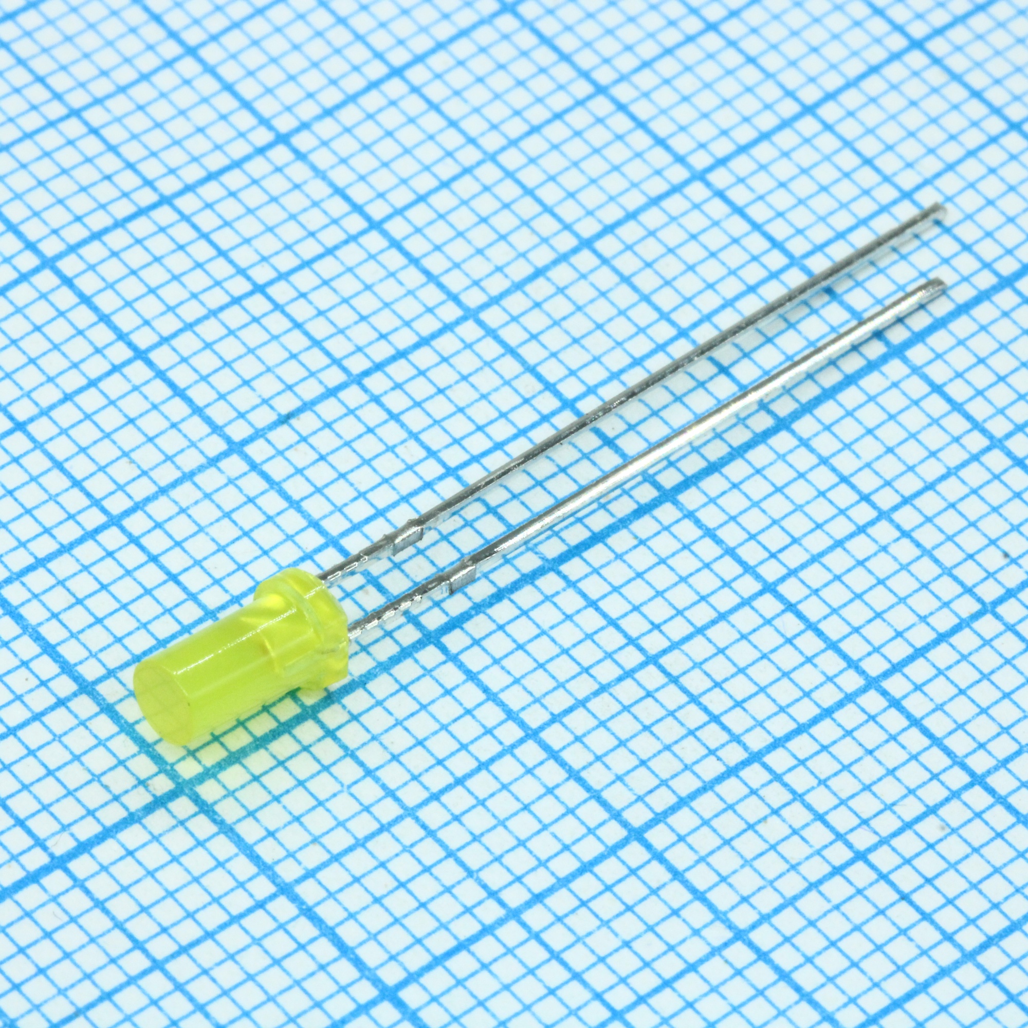 FYL-3044YD1C - Светодиод 3мм/желтый/589нм/10мкд/100°/цилиндр