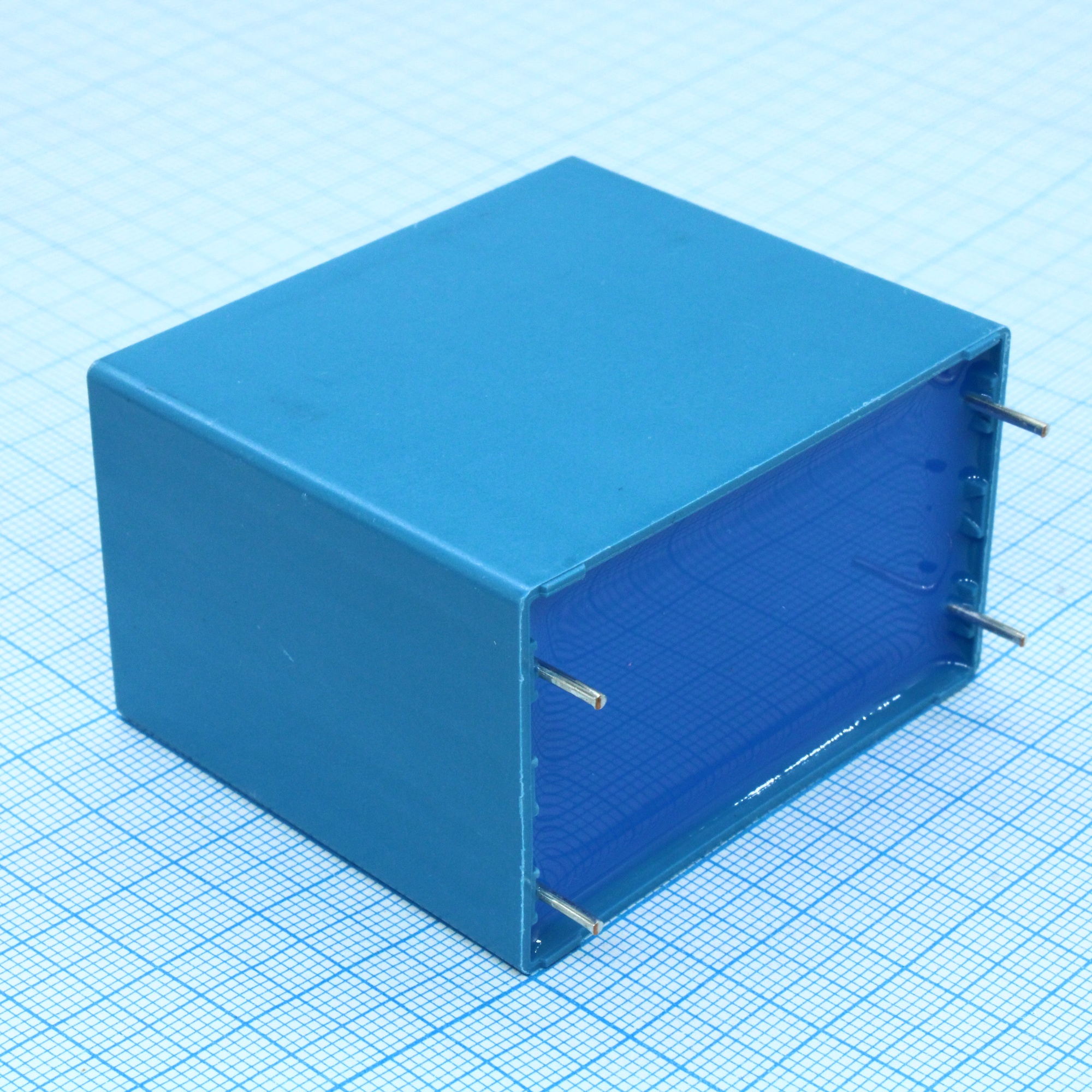 B32778G0406K - Конденсатор металлоплёночный полипропиленовый 40мкФ ±10% 1100В (57.5х35х50мм) 52.5мм 0.0035Ом 105°С россыпь