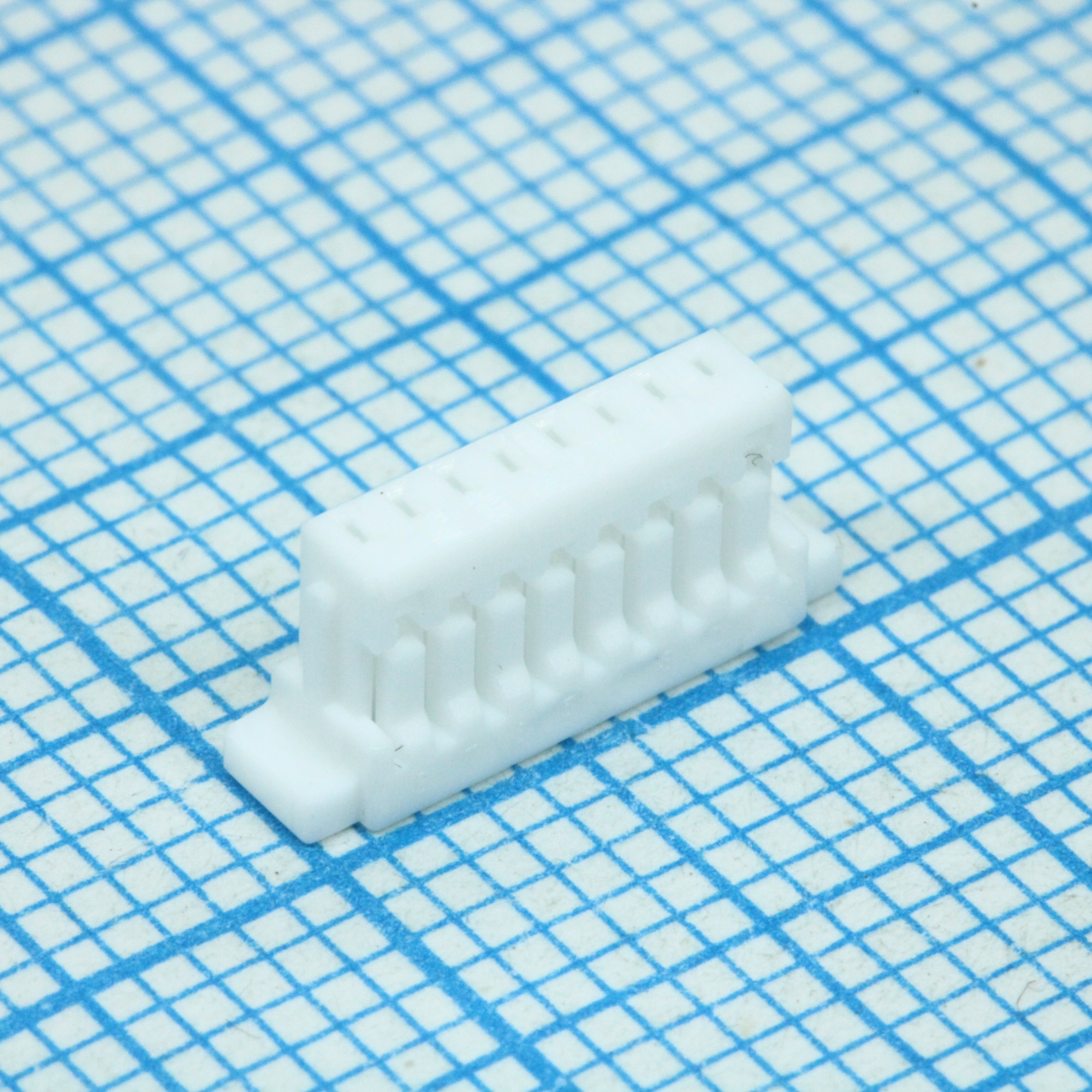 SHR-08V-S-B - Корпус разъема RCP 8 контактов 1мм монтаж на кабель белый коробка