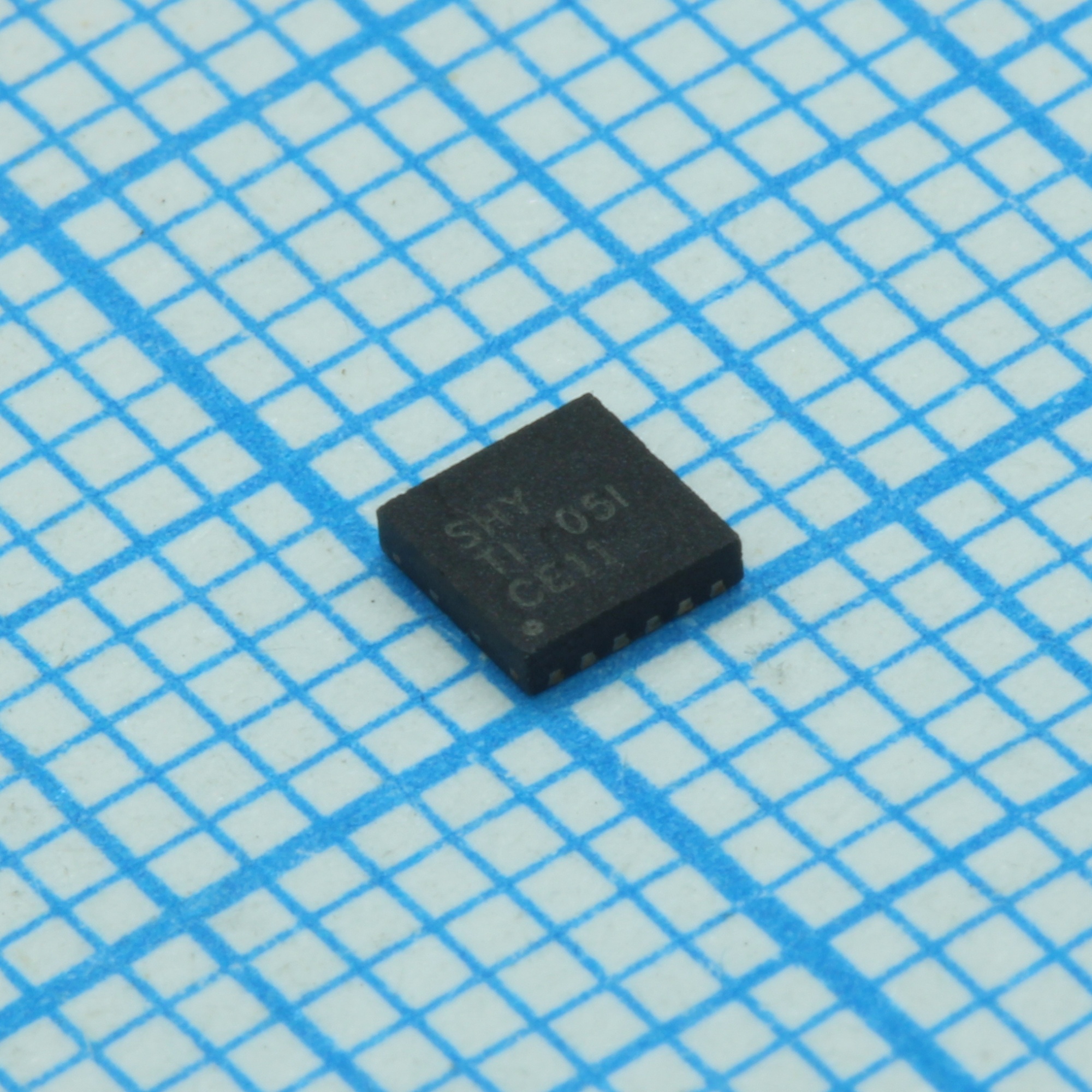 TPS65133DPDR - Преобразователь постоянного тока сдвоенный для подсветки ЖКИ 200мА