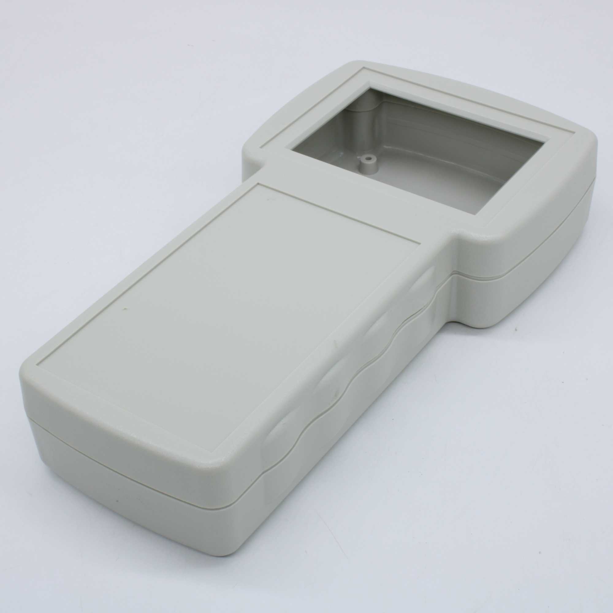 G828G(O) - Прочный корпус из пластика с окошком под дисплей