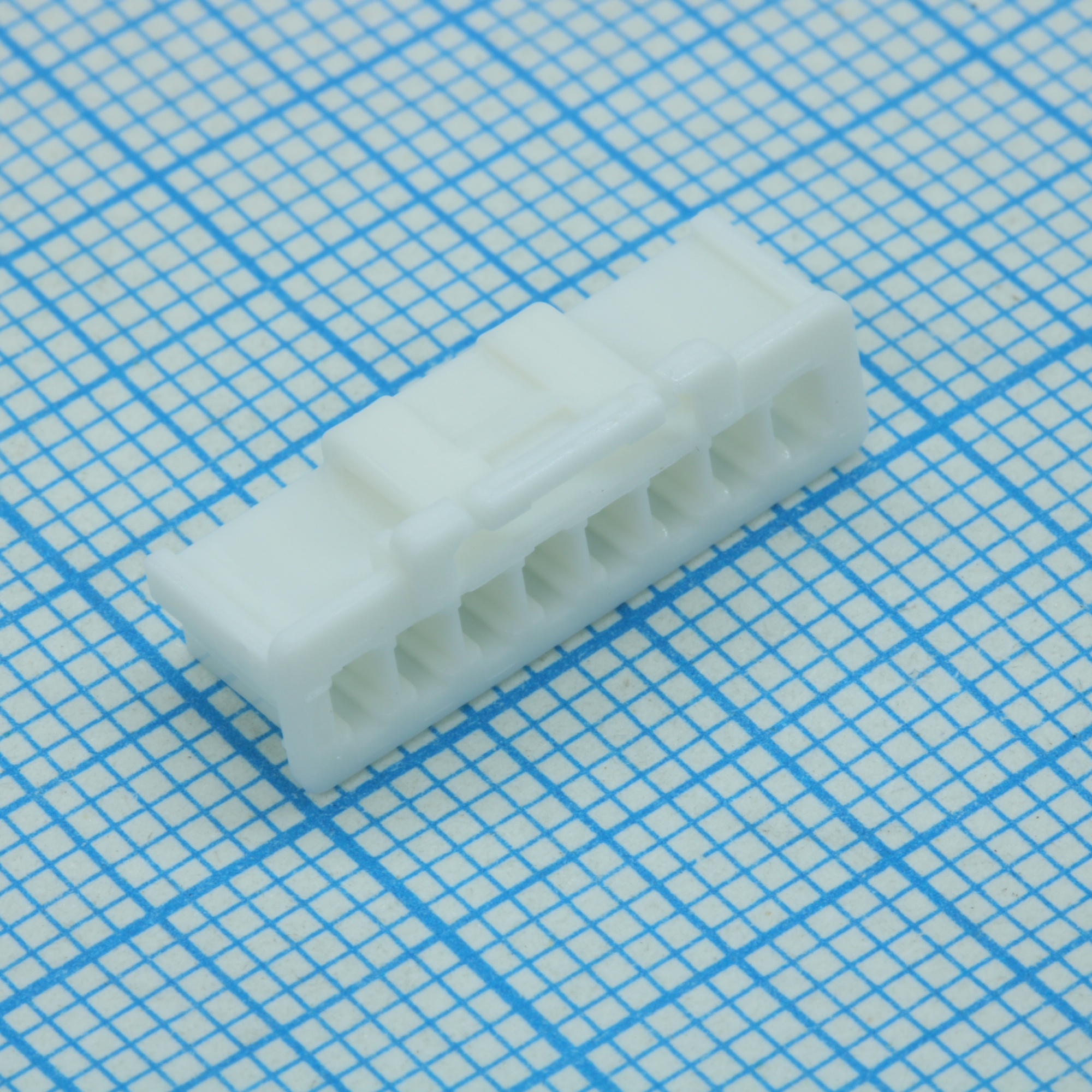 5023510800 - Корпус разъема провод-плата 8 контактов шаг 2 мм