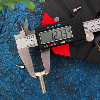 Штангенциркуль электронный 150мм - Электронный, цифровой, измеряет от 0 до 150мм с точностью 0.01 мм, LCD дисплей, шкала в мм и дюймах.