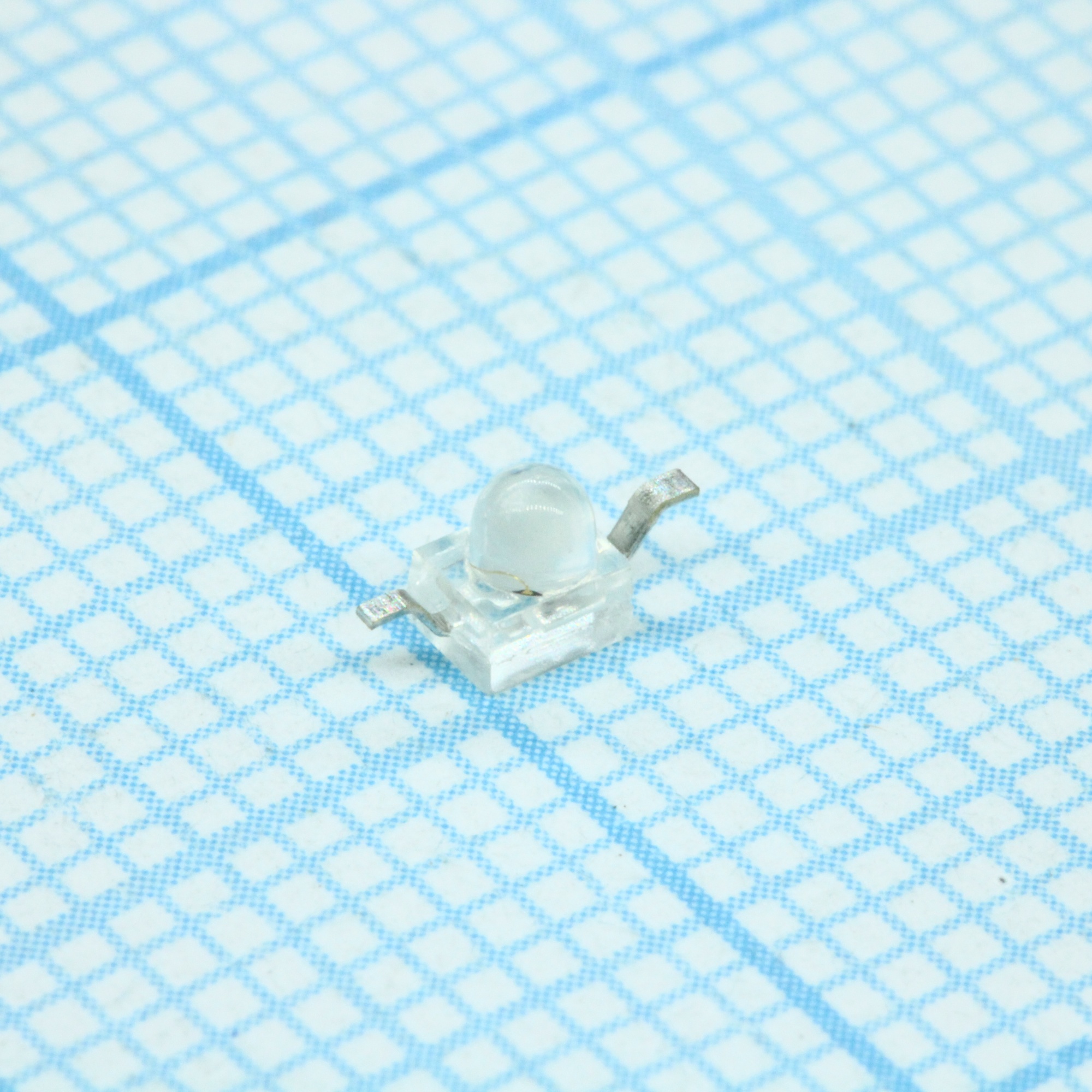 KM2520SECK09 - Светодиод smd 2,5х2мм/оранжевый/601нм/1900-2700мкд/прозрачный/20°