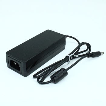 GST40A15-P1J - AC-DC, 40Вт, вход 90...264B AC, 47...63 Гц, 127...370B DC, выход 15B/2.67A, изоляция 3000В AC, 125x50x31.5мм, -30...+70°С, сетевой разъём IEC320-C14, выходной разъем 11, диам. 5.5х2.1мм