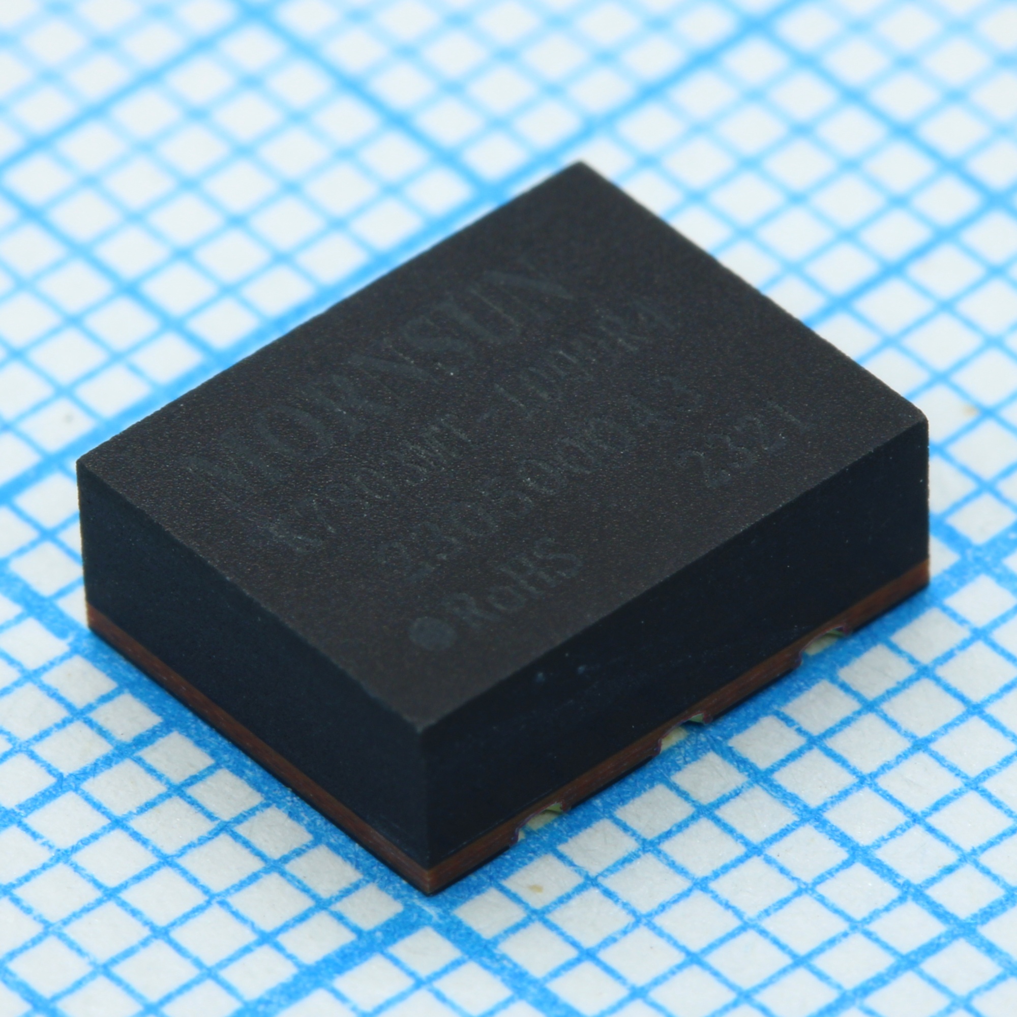 K7803MT-1000R4 - Преобразователь DC/DC на печатную плату двухканальный вход1 4.75-36В (24В) выход1 3.3В 1А вход2 12...27В (12В) выход2 -3.3В -0.5A