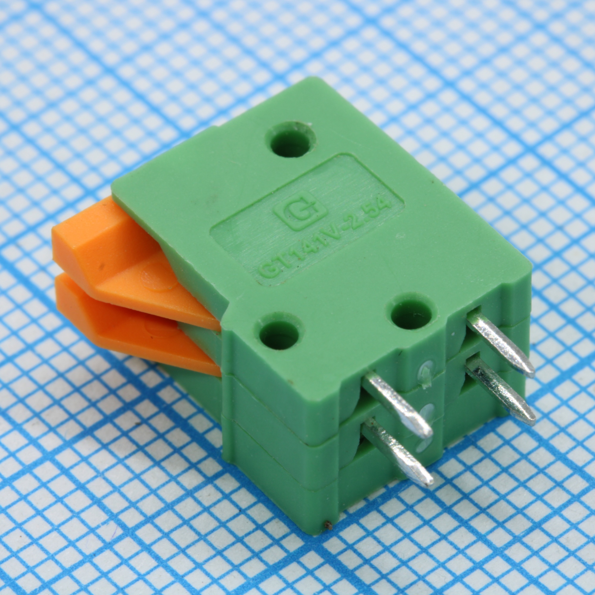 GT141V-2.54-02P-14-00 - Нажимной безвинтовой клеммный блок 2 контакта. Зажим типа торцевой контакт. Серия GT141V-2.54