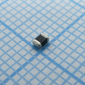 JMV0805S5R6T661 - SMD варистор 0805 5.6Vdc 40A  8.5V(1mA), стандарт. серия, лента в катушке