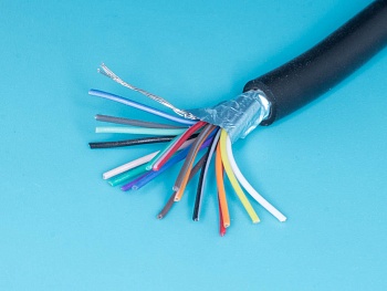 CCC18GB - Кабель коммуникационный 18 проводов, бухта 50м, экранированный, 28AWG, черный, цена за 1м.