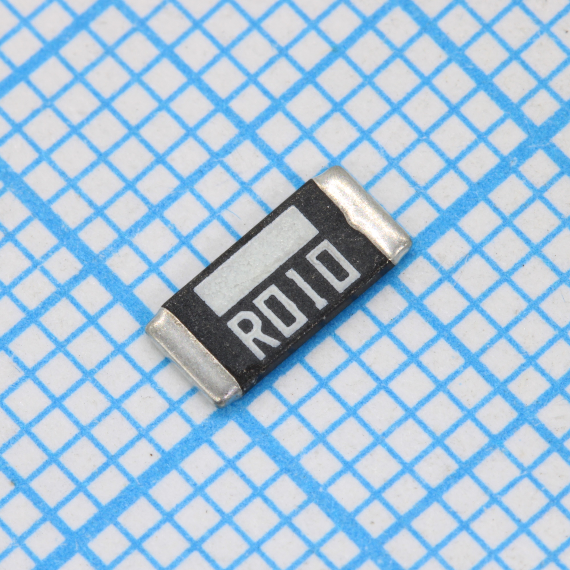 PA2512FKE7W0R01E - ЧИП-резистор металлический 2512 0.01 Ом ±1% 2Вт ±50ppm/°C автомобильного применения лента на катушке