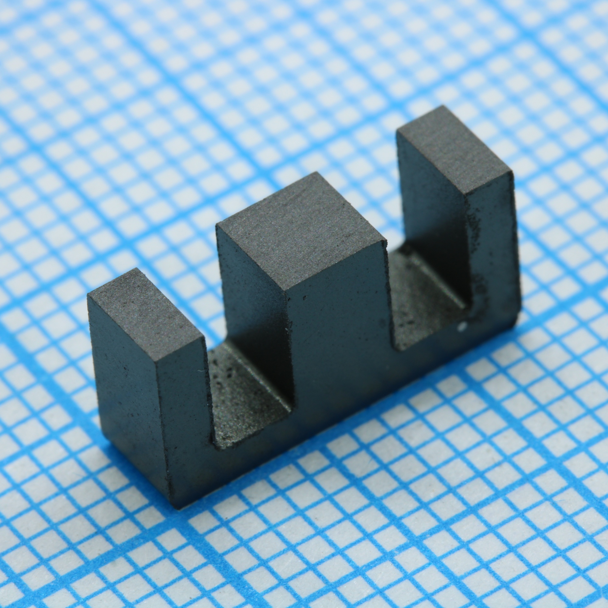 CF139 EE1304 - Cердечник ферритовый E 12.65/6.5/3.7 CF139 (N87 TDK) 850 нГн без зазора