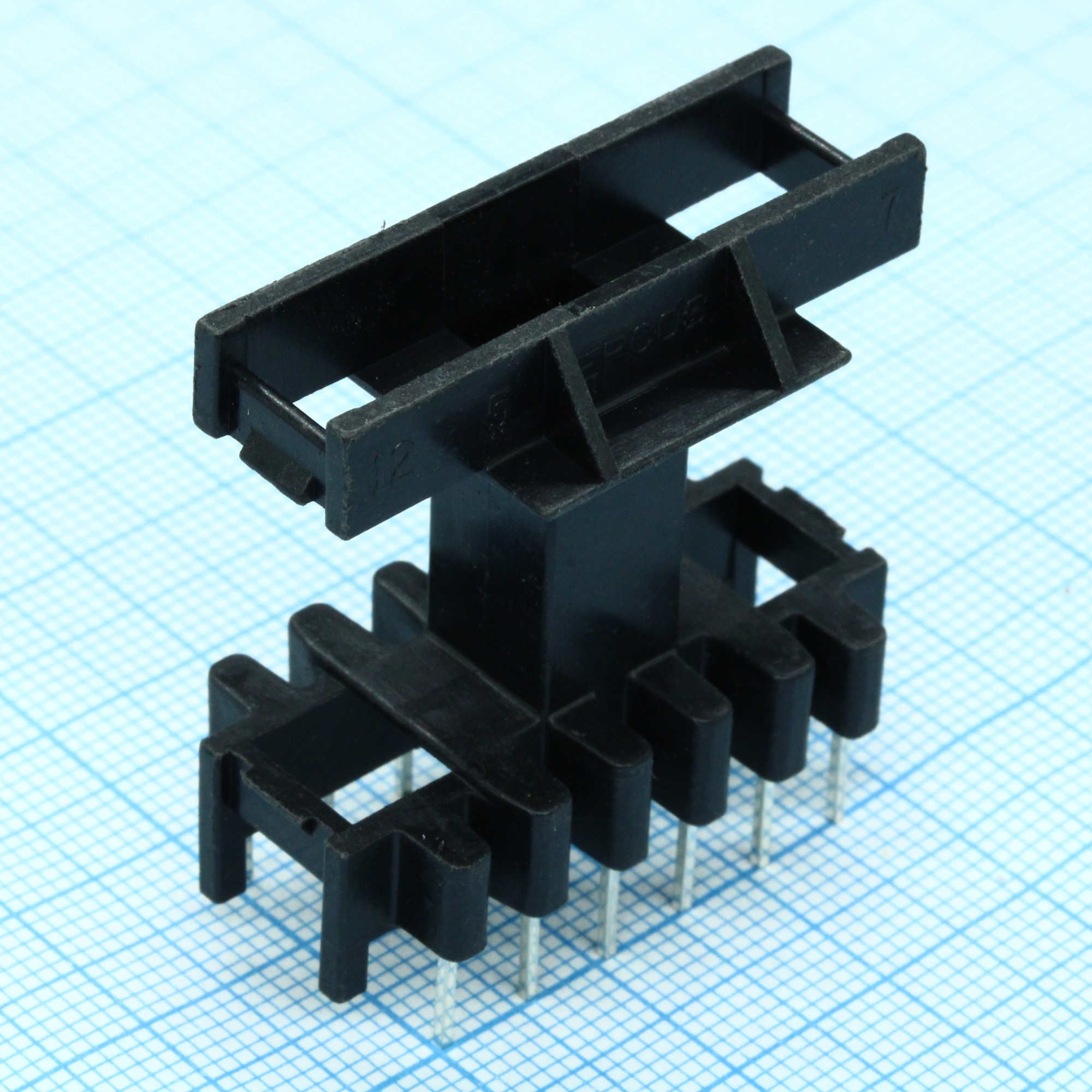 B66232J1112T001 - Каркас E30/15/7 1 сек 12 выв вертикальный