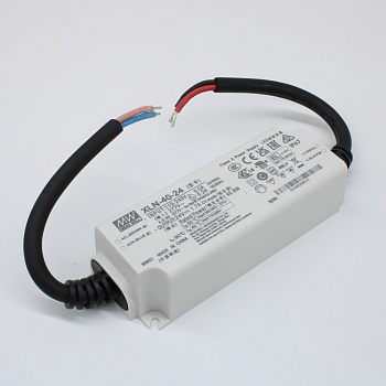 XLN-40-24 - AC-DC LED-драйвер, CV, 40.8Вт, вход 100…305В AC, 47…63Гц, выход 24В/1.7А, изоляция 3750В AC, IP67, 114х44х32мм, -25…+85°С