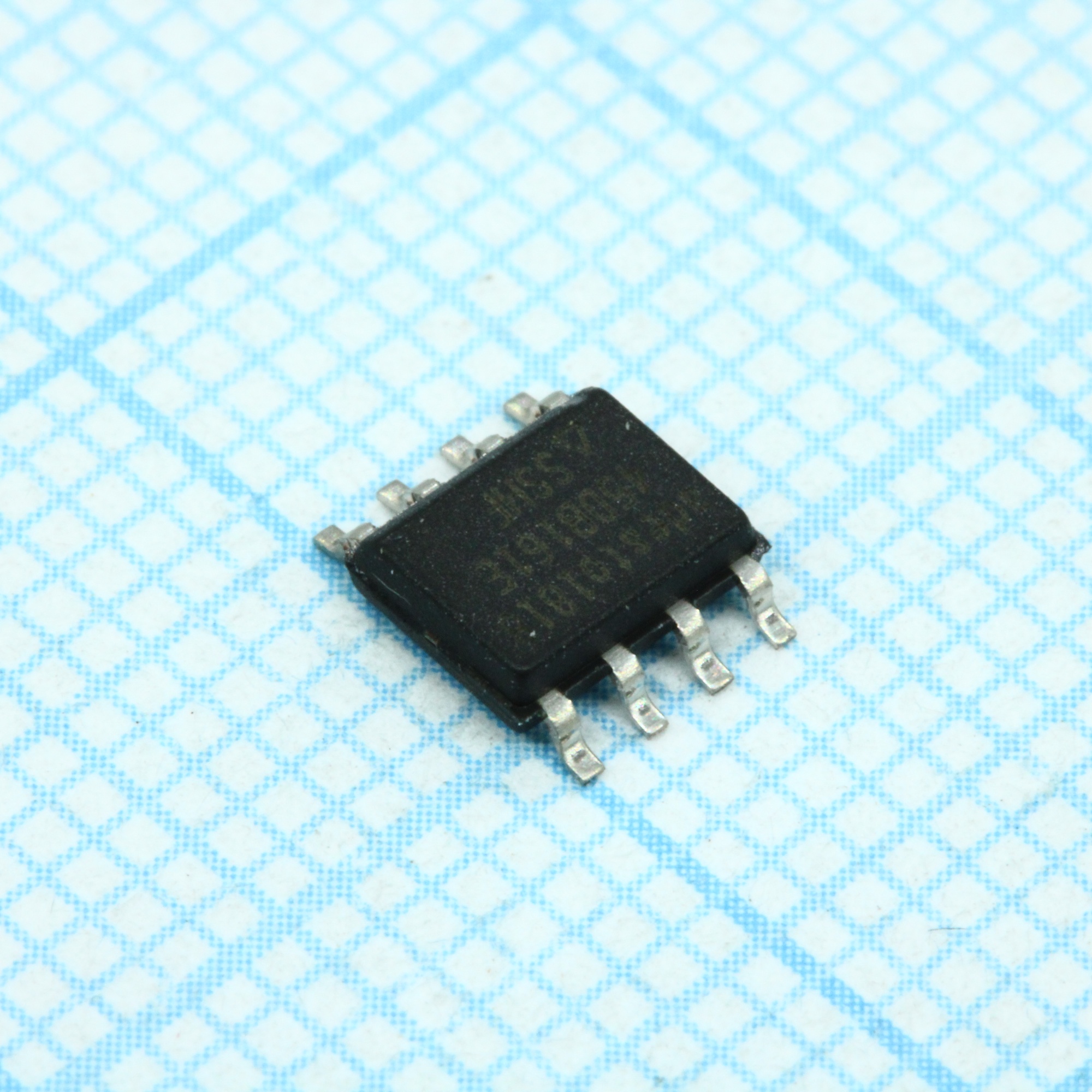 AT45DB161E-SSHF-B - Флэш-память 16Mбит 85МГц 8SOIC