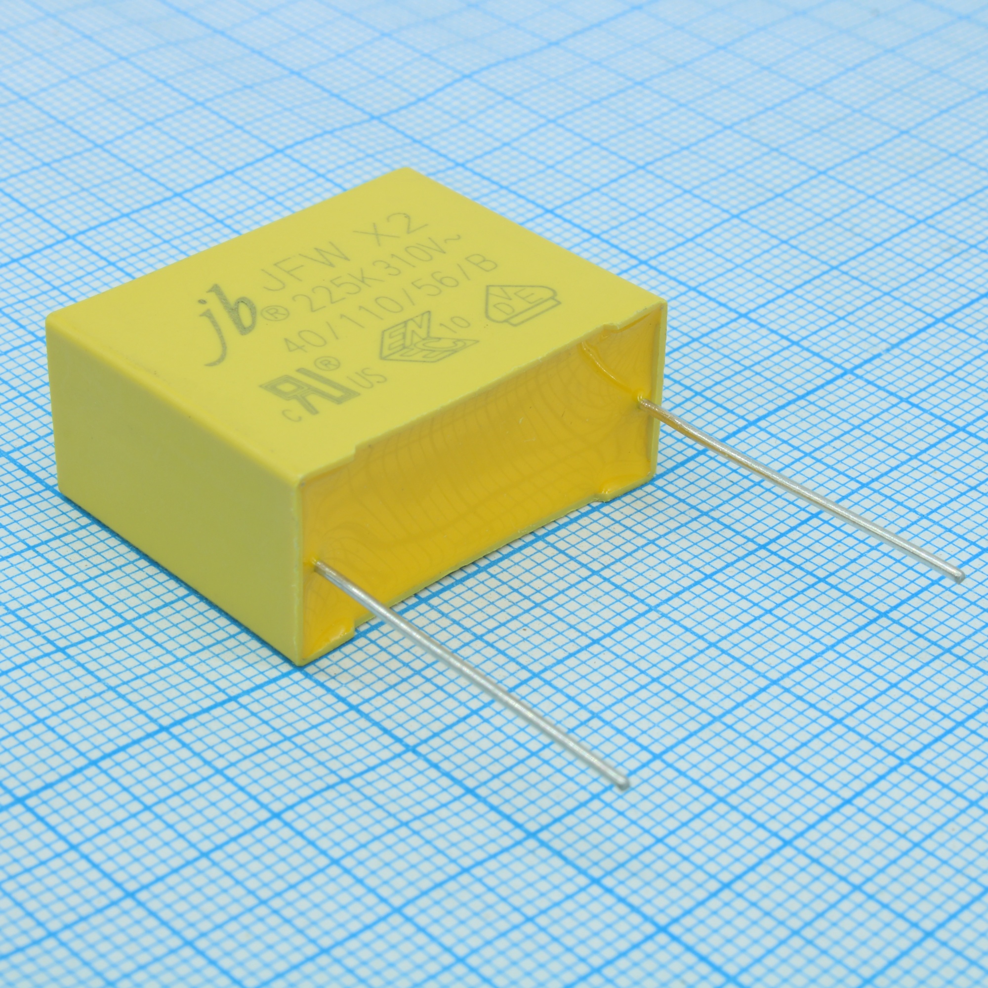 JFW0A9225K275000B - Пленочный помехоподавляющий конденсатор X2, 2.2uF ±10%, 310VAC, радиальные выводы с шагом 27.5mm, (31 x 14 x 25mm)