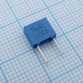 B32529C0153J - Конденсатор металлоплёночный полиэтилентерефталатный 0.015мкФ 63В ±5% (7.3х2.5х6.5мм) шаг выводов 5мм 125°С автомобильного применения россыпь