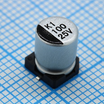 CK025M101E7DPKKKV00R - Конденсатор алюминиевый электролитический 100мкФ 25В ±20% (6.3х7.7мм) SMD 100мА 2000часов 105°С лента на катушке