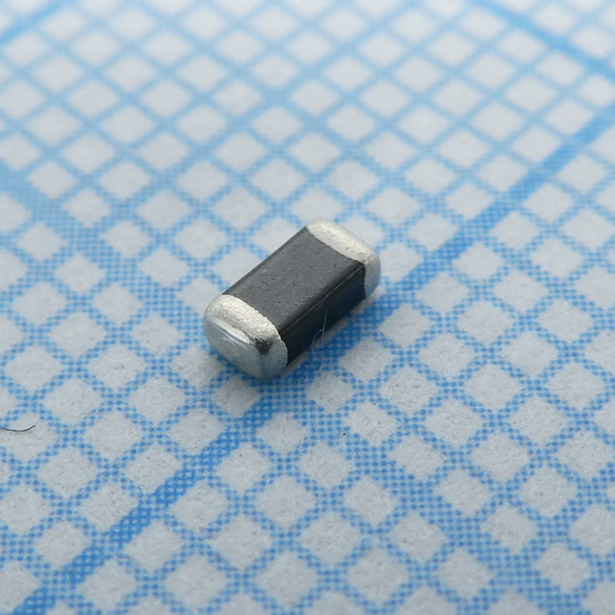 JMV1206S380T501 - SMD варистор 1206 38Vdc 200A  47V(1mA), стандарт. серия, лента в катушке