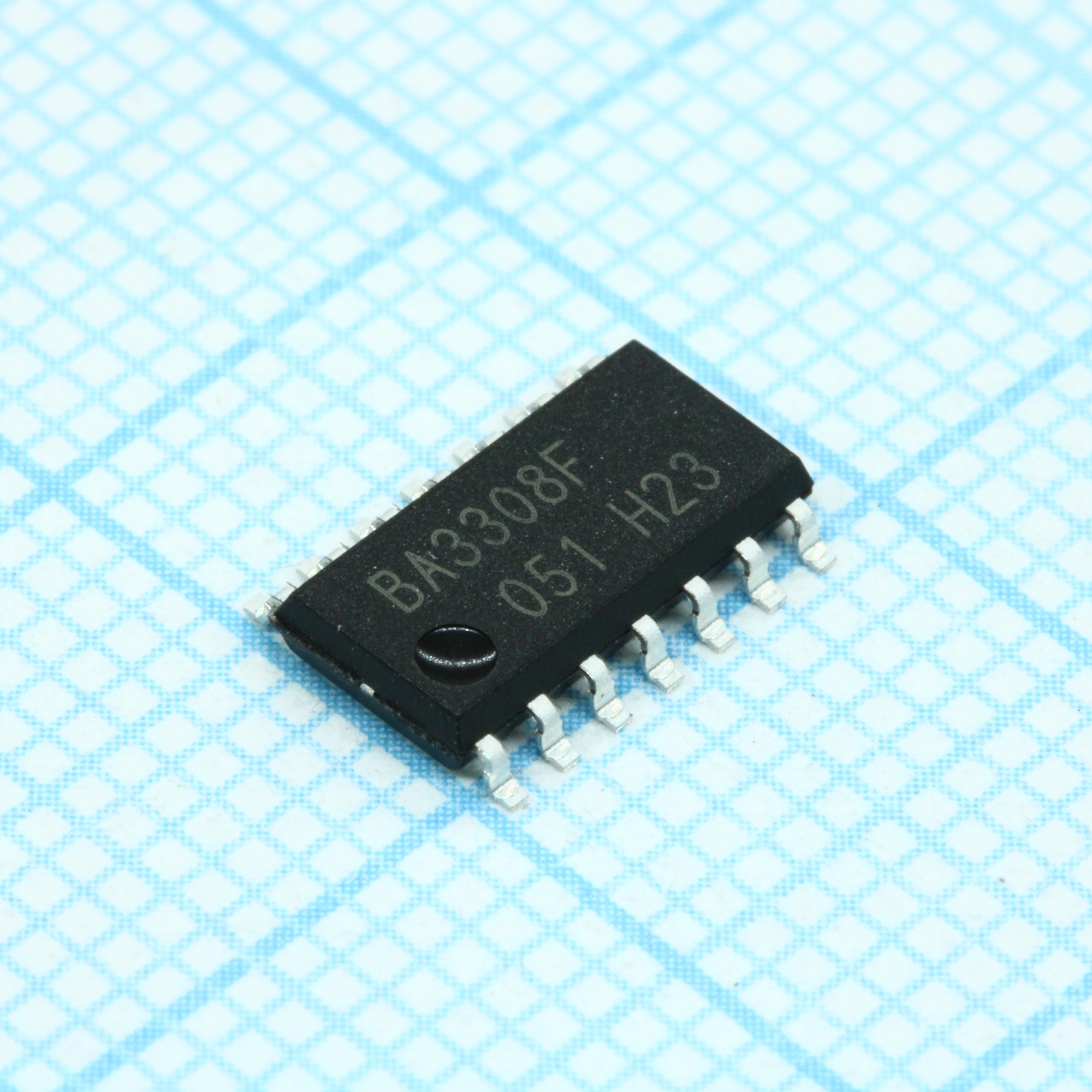 BA3308F-E2 - Двухканальный предварительный усилитель, кассетные магнитофоны и магнитолы