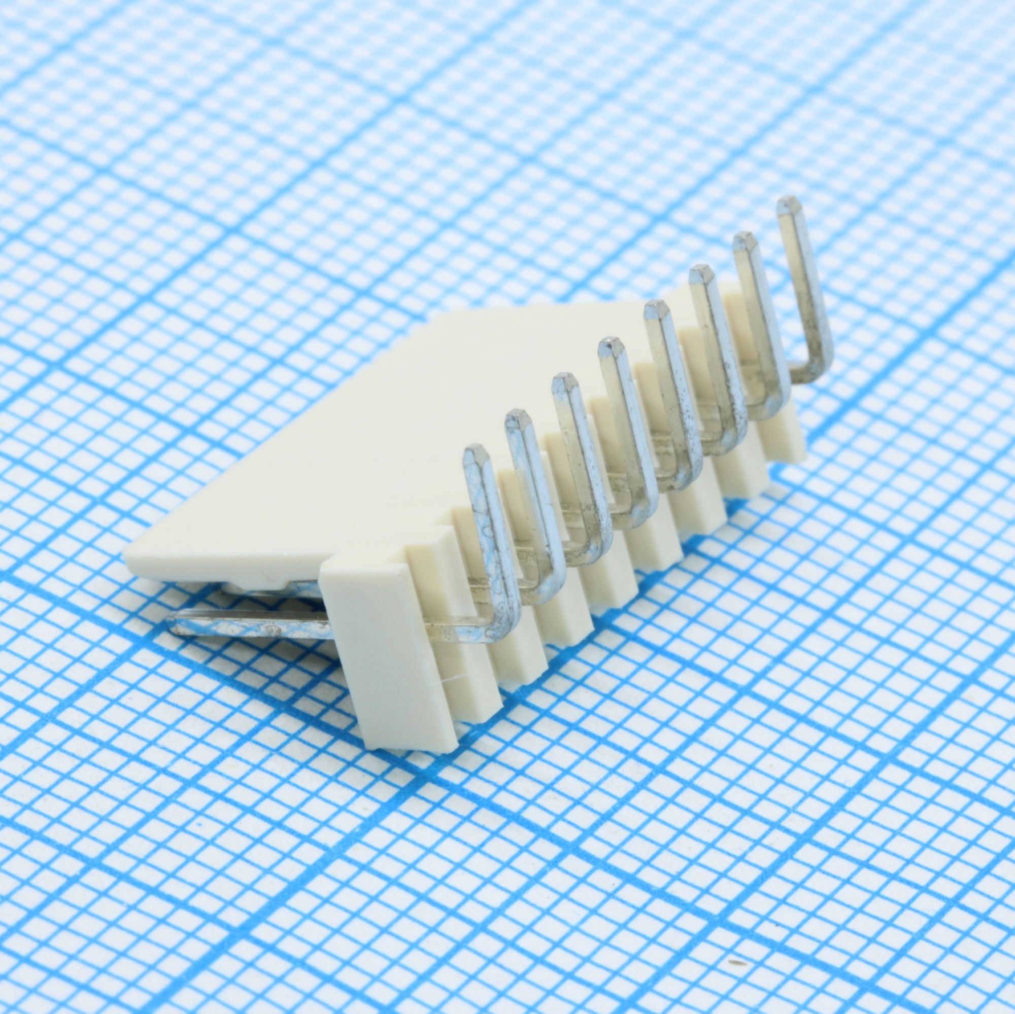 DS1070-8MRV6A - Разъем штыревой однорядный угловой на плату