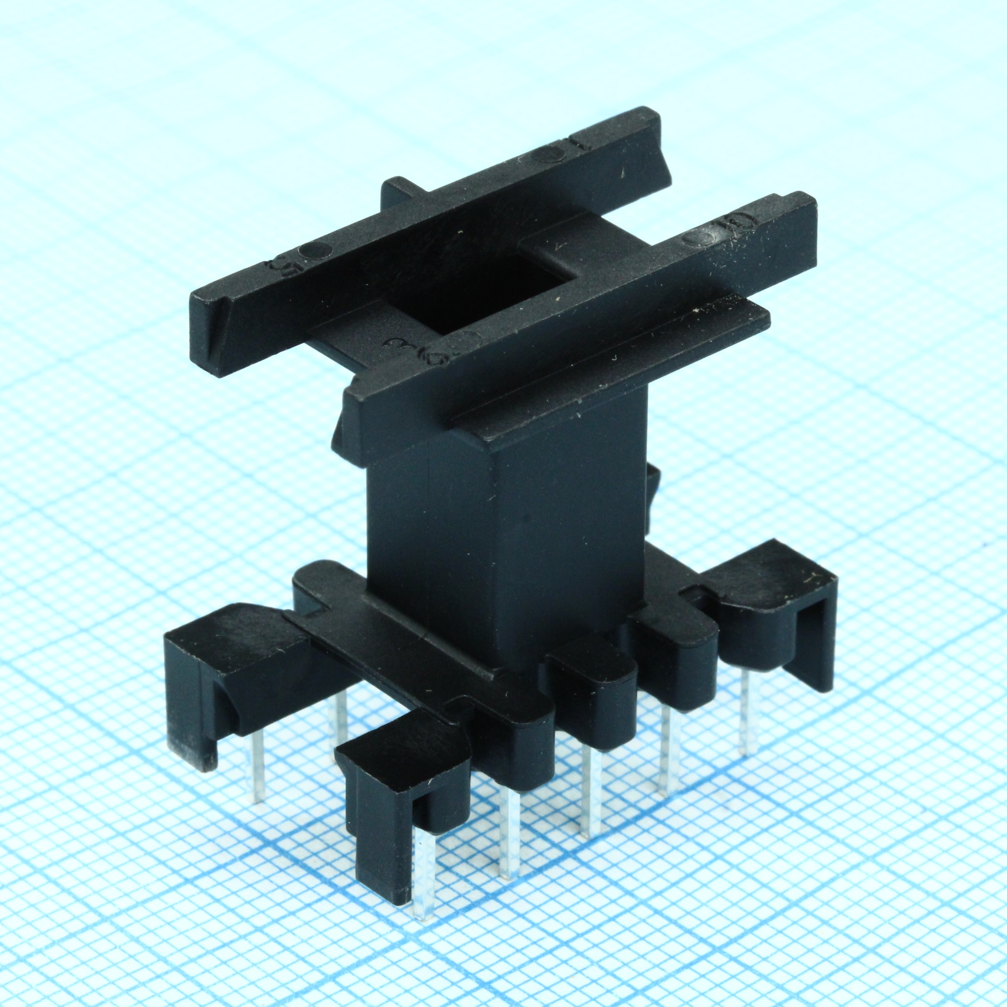 B66208W1010T001 - Каркас вертикальный E25/13/7 1секция 10 выводов max t 155°