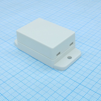 NUB503522WH - Пластиковый корпус белого цвета из высокопрочного пластика с фланцами