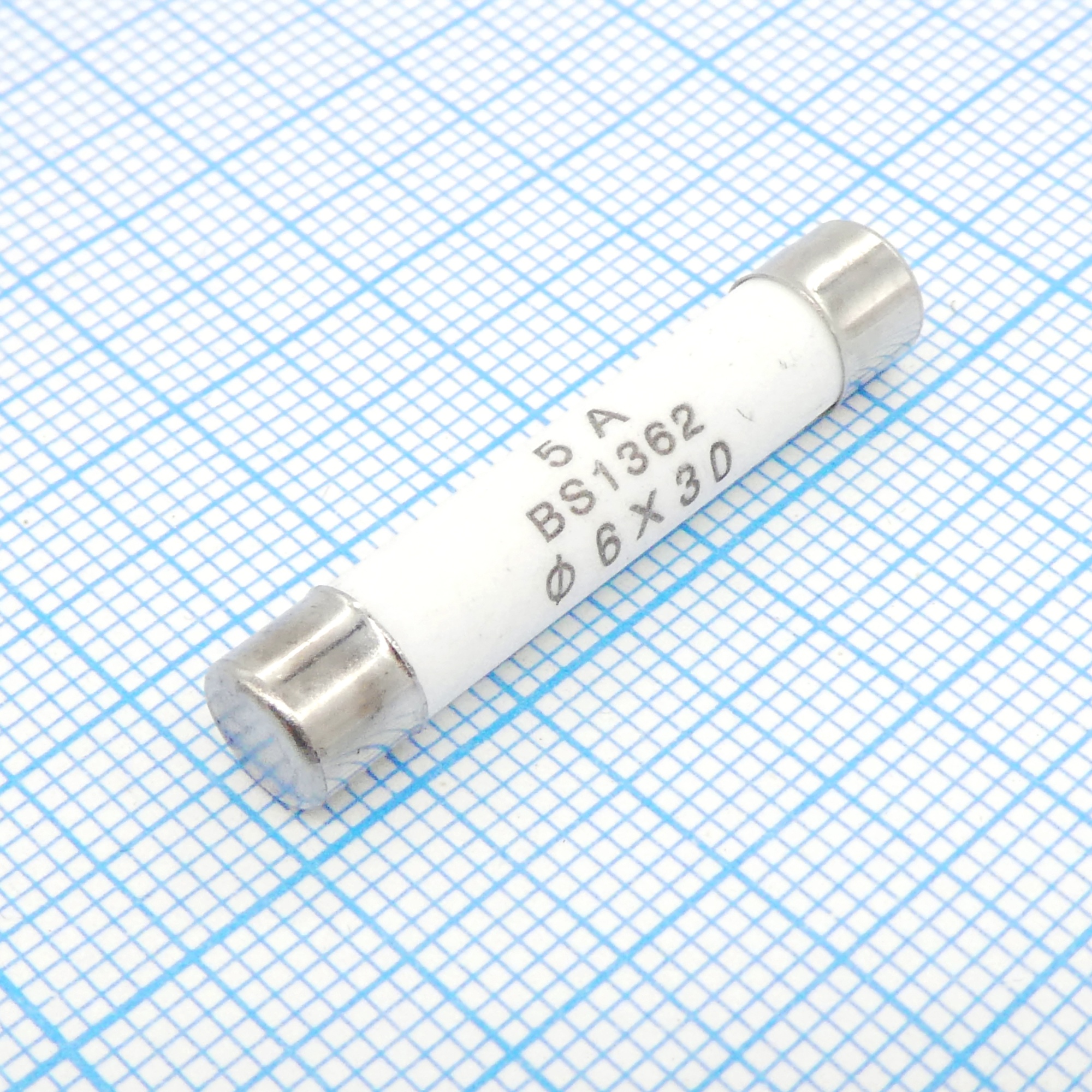 ВП3Б-1В  5А имп. 7*30 - Предохранитель 5А 250В  7*30мм в керамическом корпусе