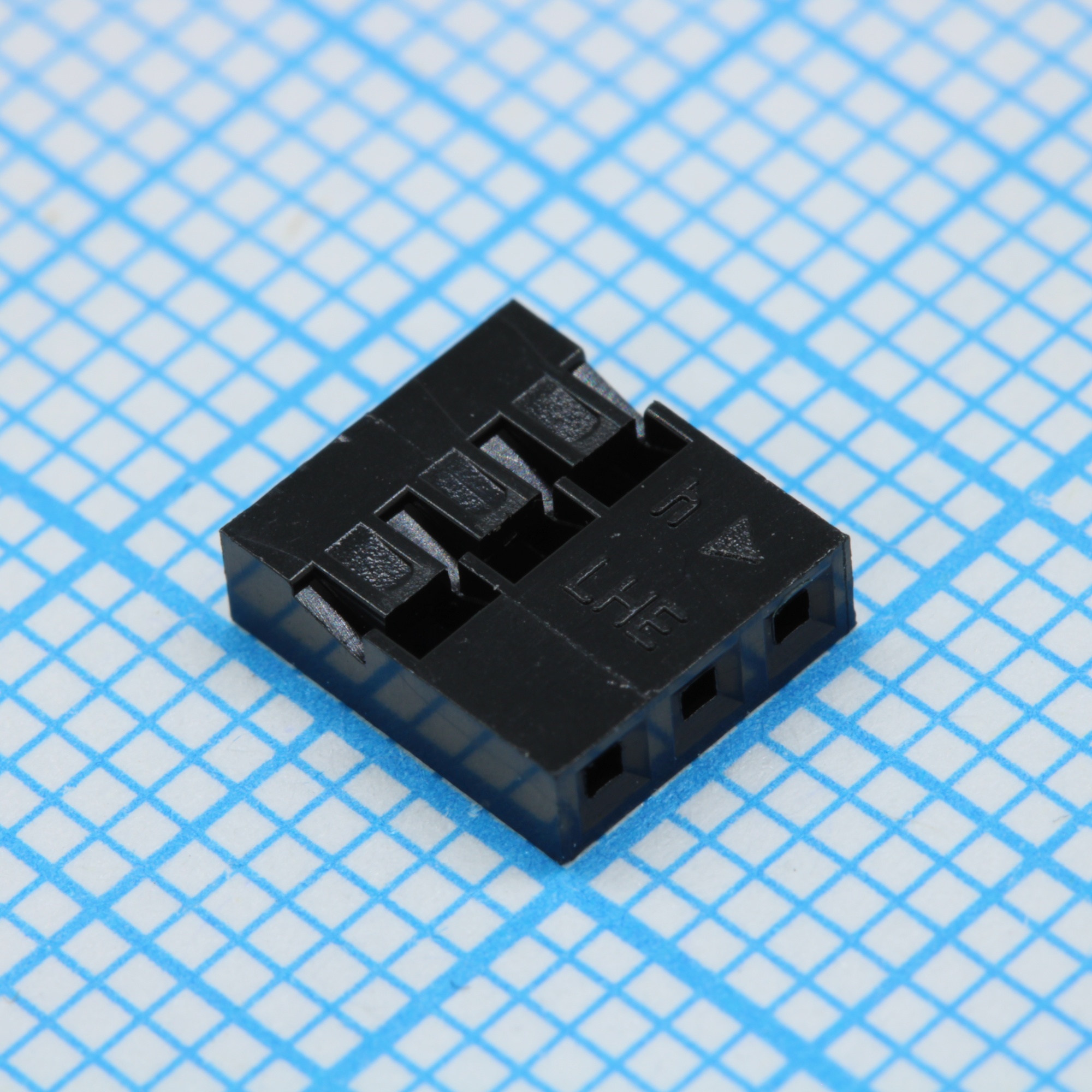 I-DS1071-01-SCB01X3 - Разъем розетка на кабель 1x3 контакта, шаг 2мм, 250В 3А. Требуются контакты T-DS1071-SC600